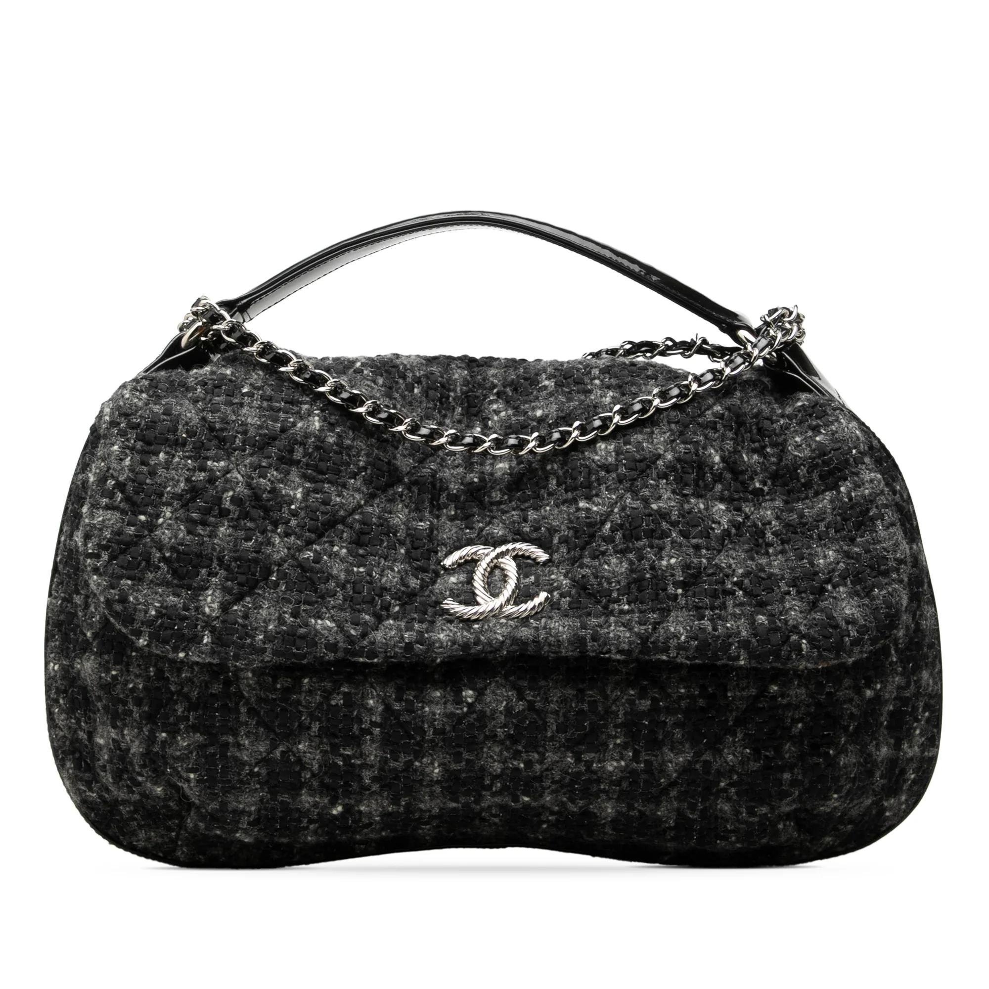 Timeless/Classique leather handbag