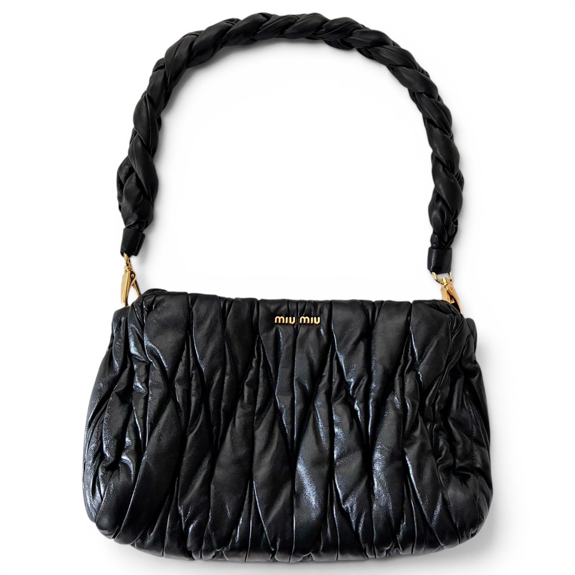 Matelassé leather handbag