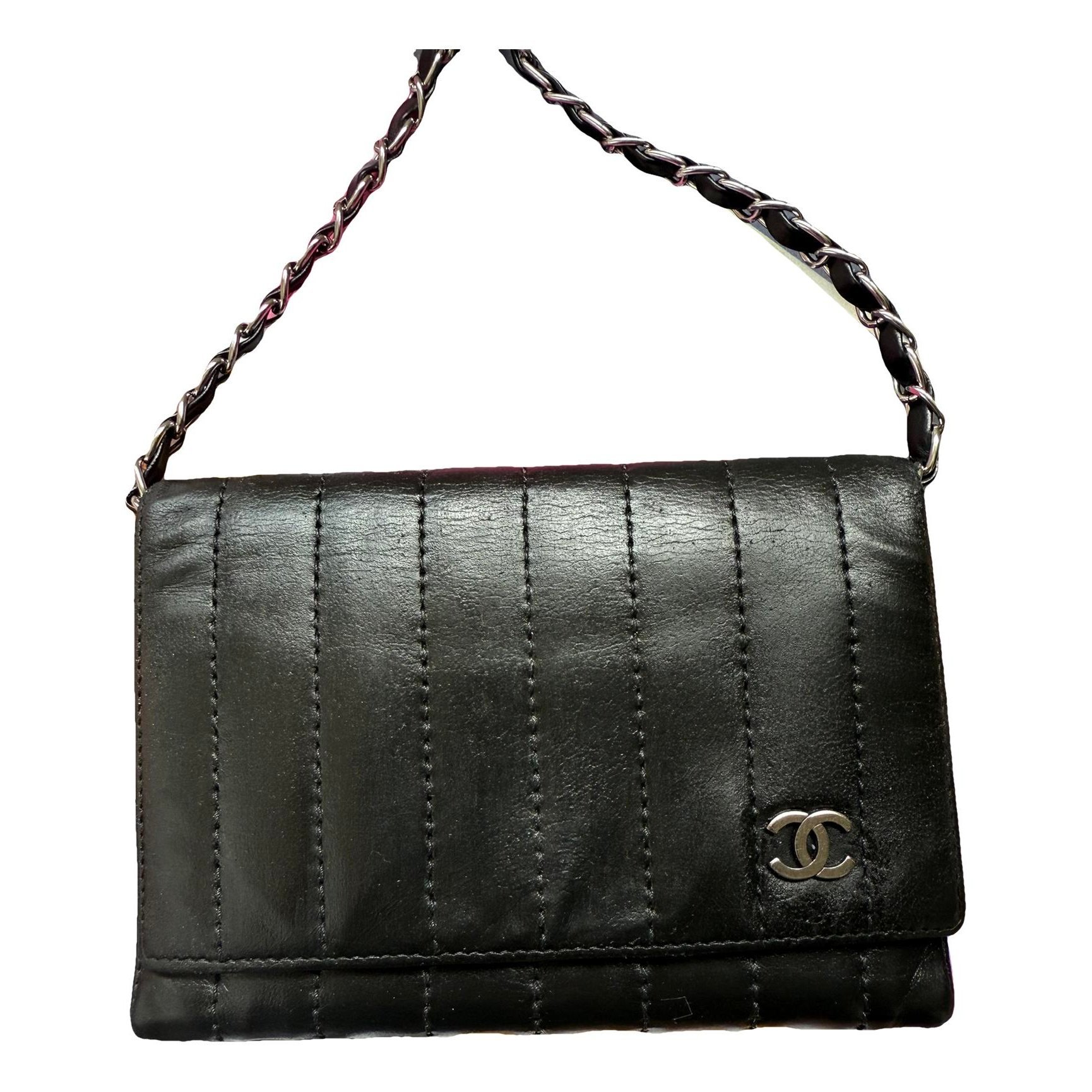 Wallet On Chain Timeless/Classique leather crossbody bag