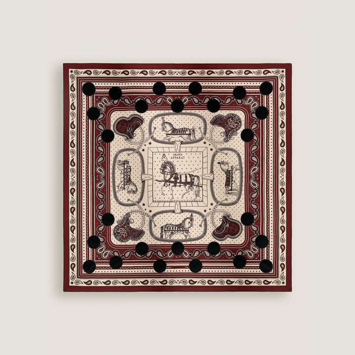 Grand Apparat Bandana Exceptional Embroidered Shawl 140