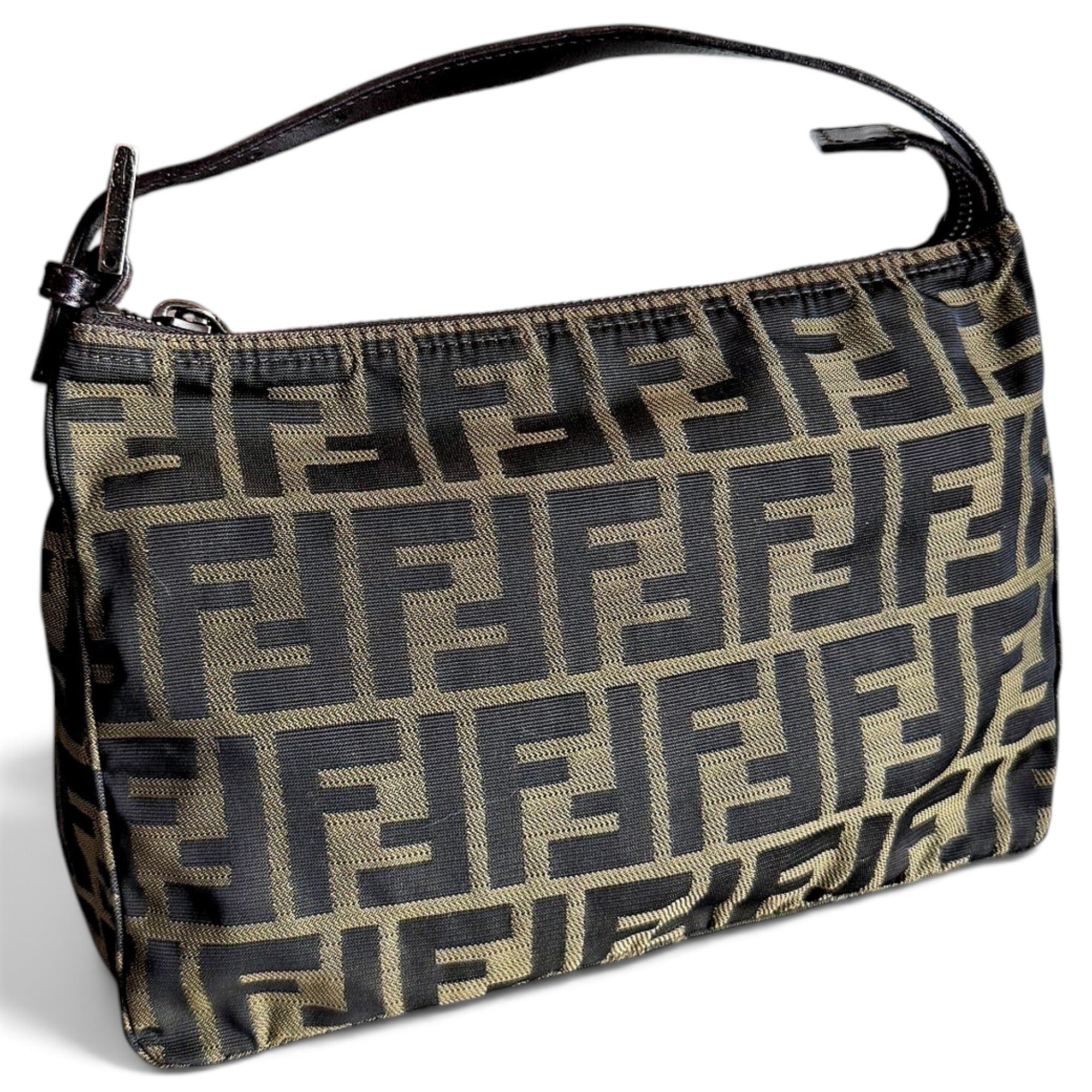 Baguette cloth handbag