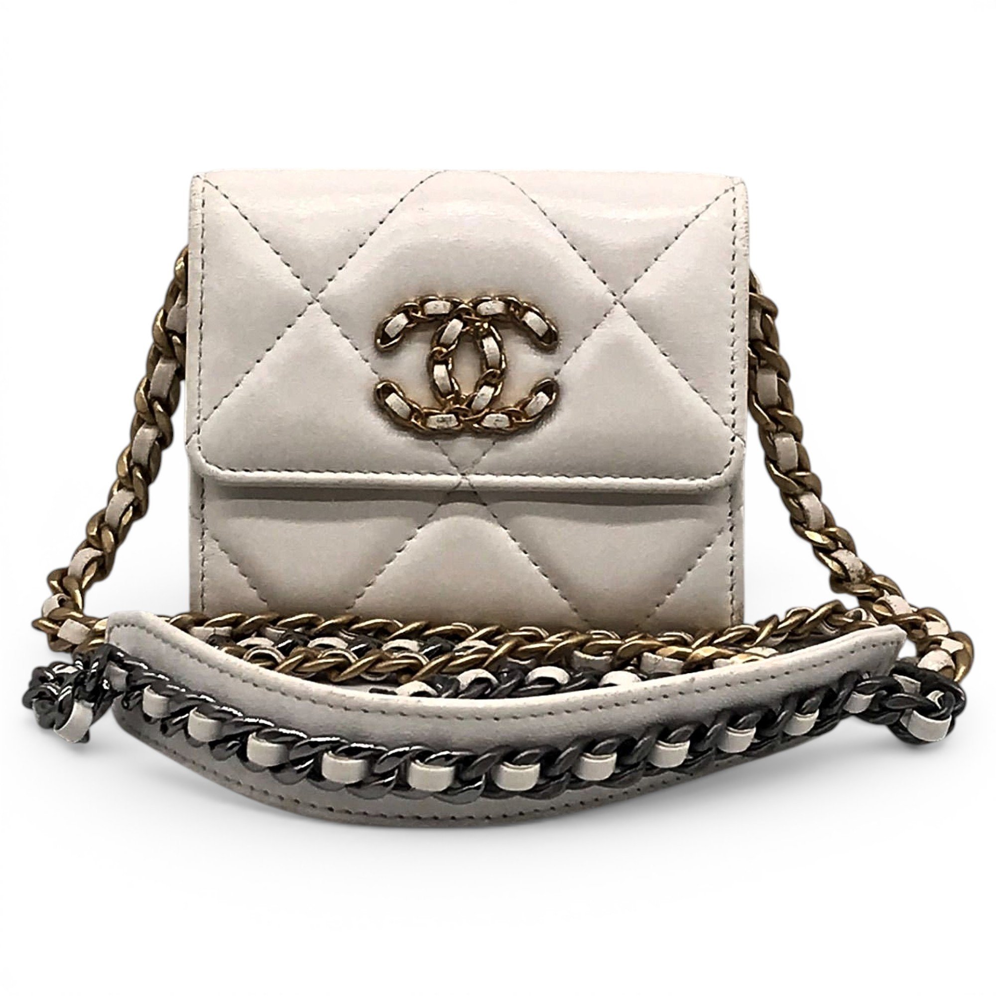 Wallet On Chain Chanel 19 leather handbag