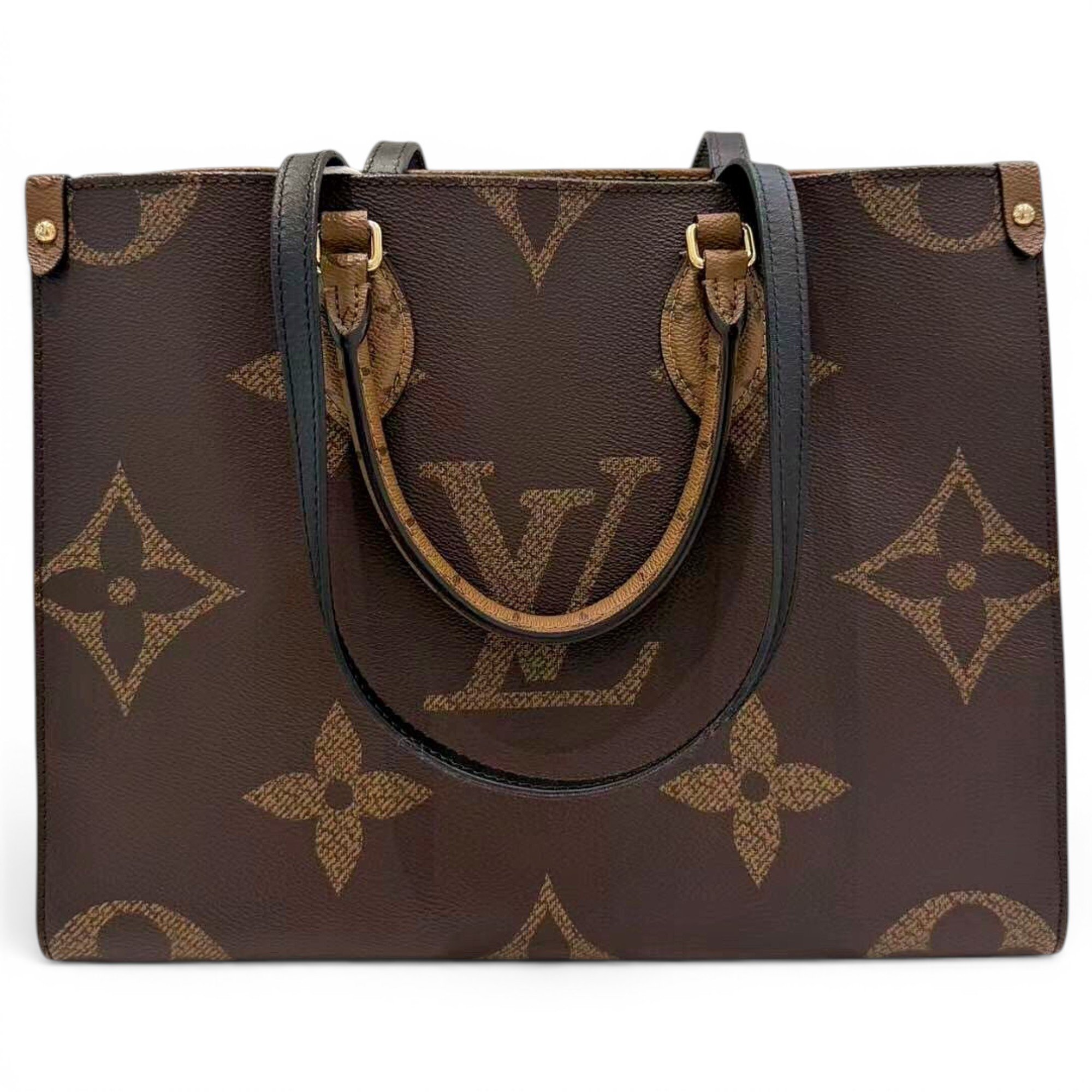 Onthego leather handbag