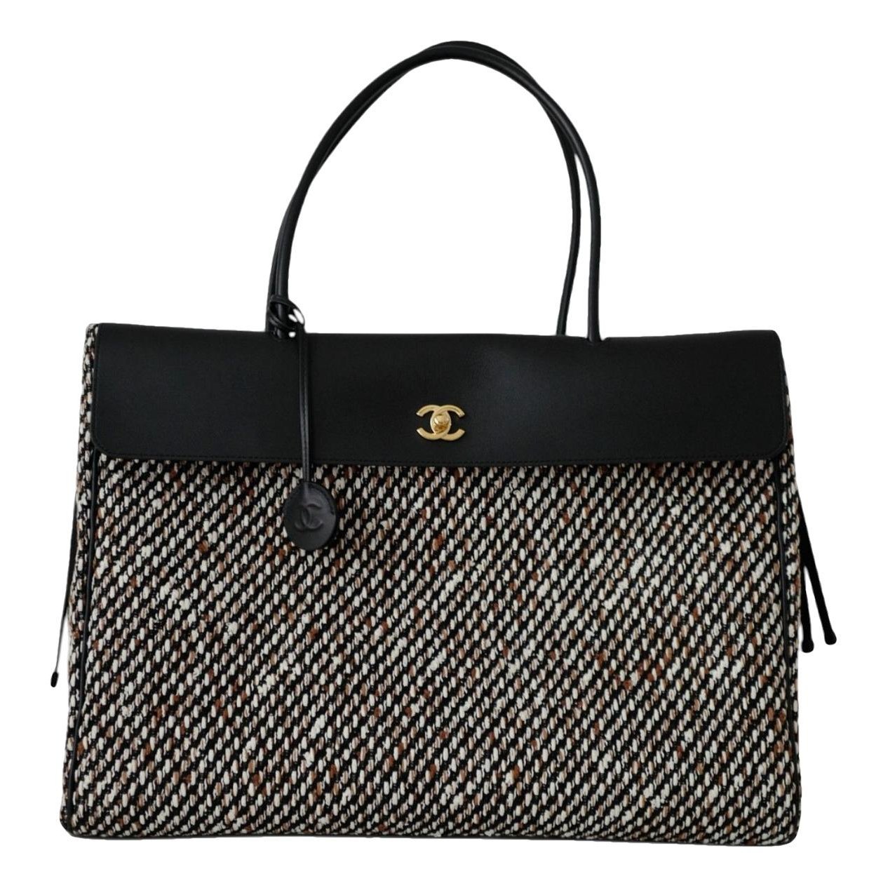 Wool handbag