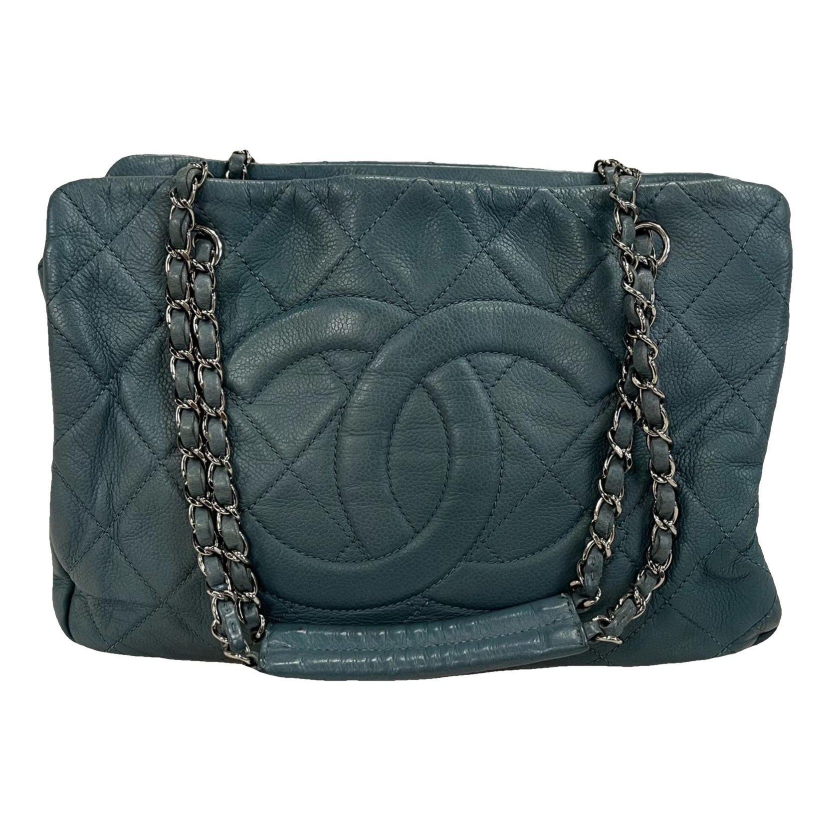 Classic CC Shopping leather tote