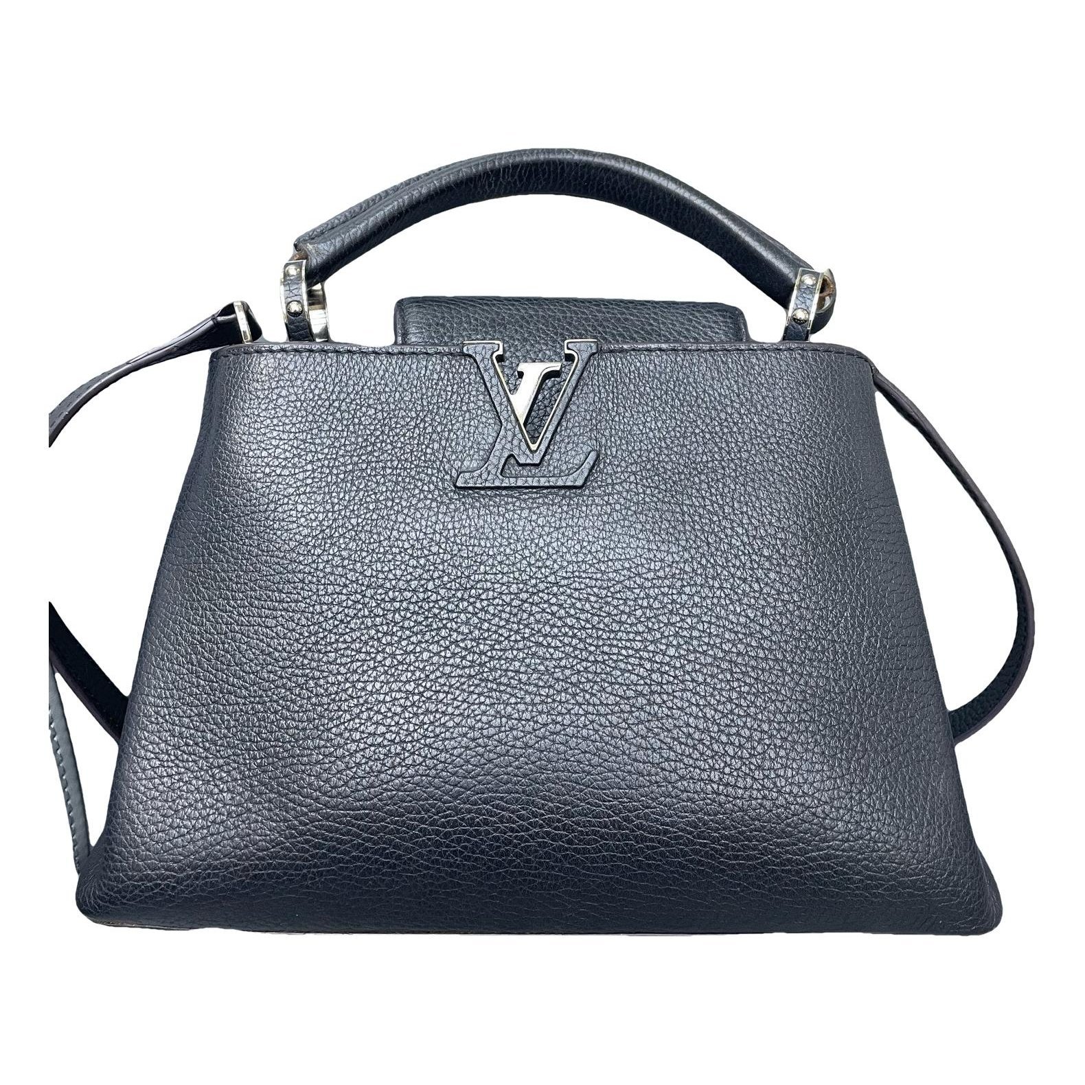 Capucines leather handbag