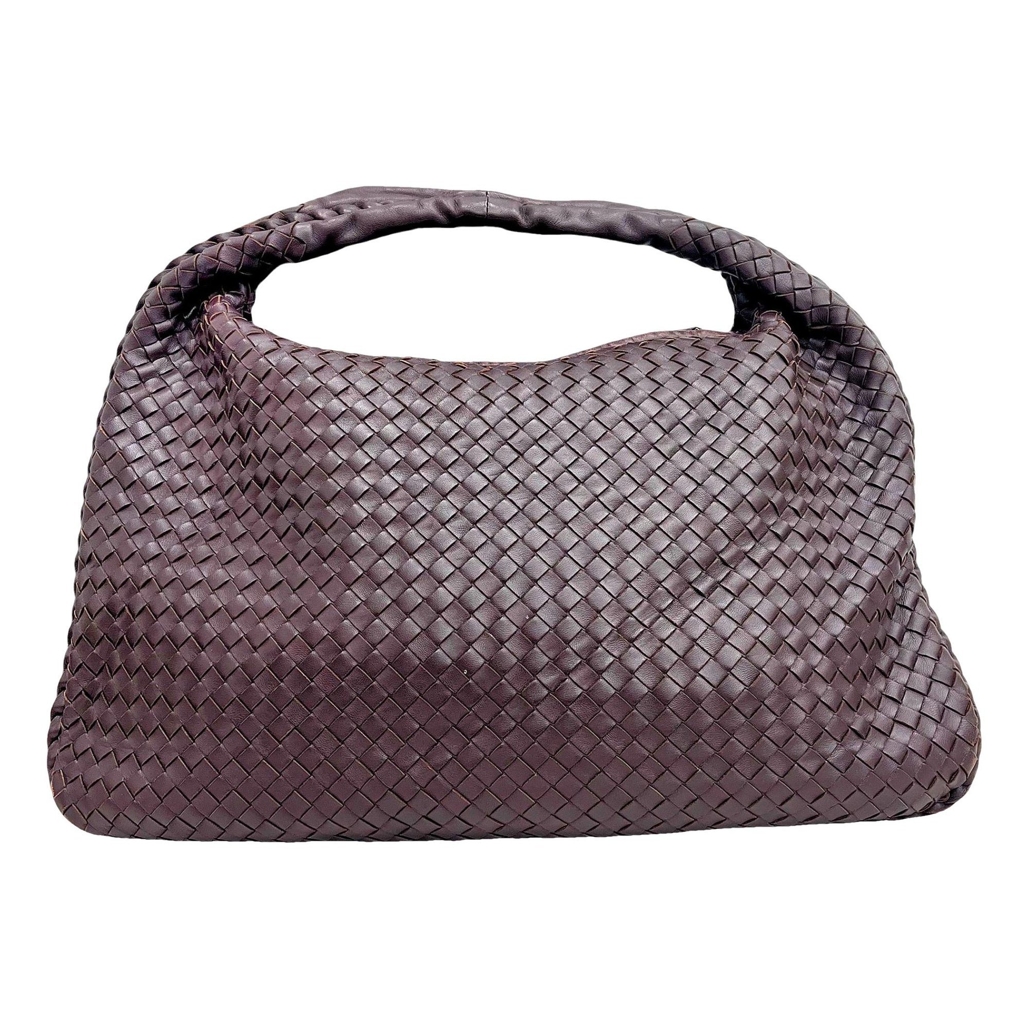 Veneta leather handbag