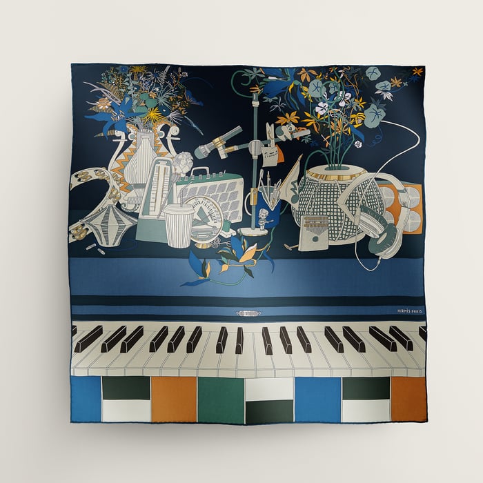 En Studio Scarf 70