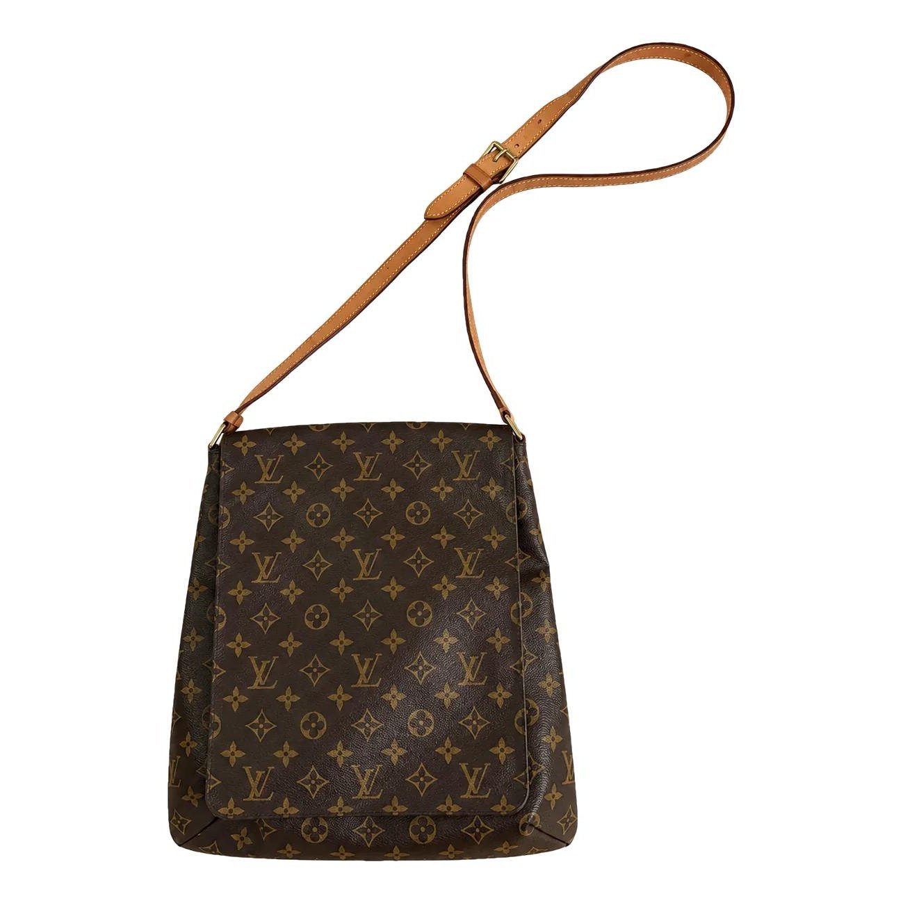 Musette leather handbag
