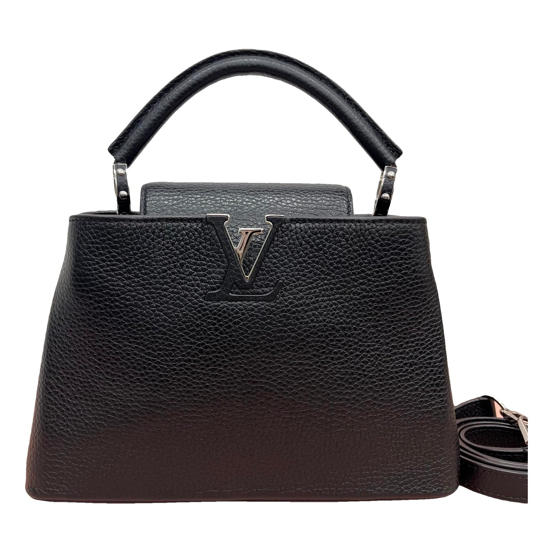 Capucines leather handbag