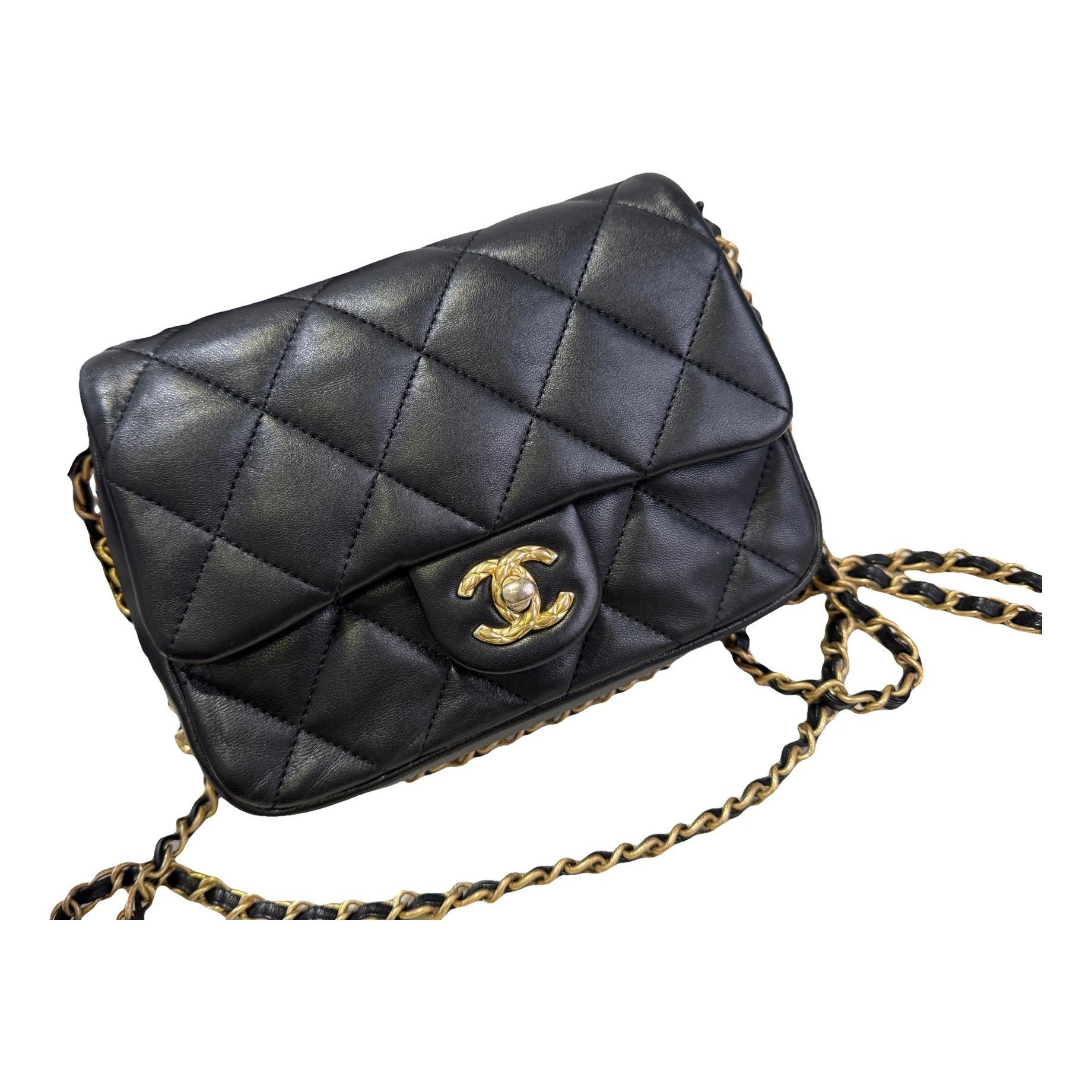 Timeless/Classique leather crossbody bag