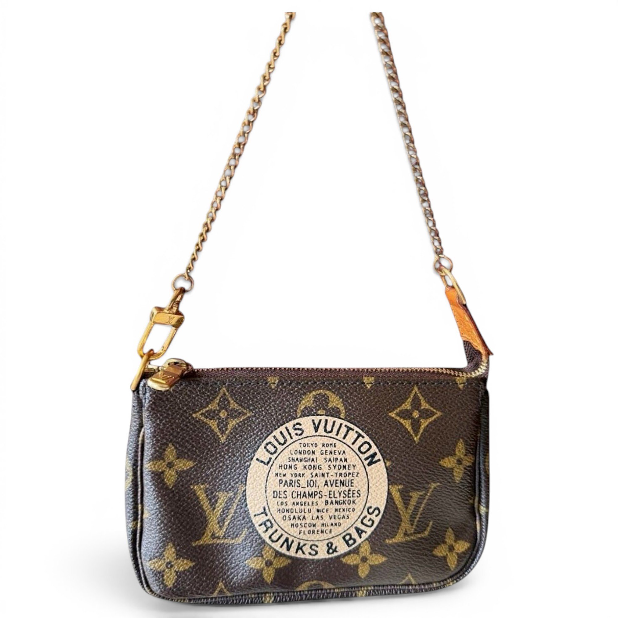 Pochette Accessoire leather handbag