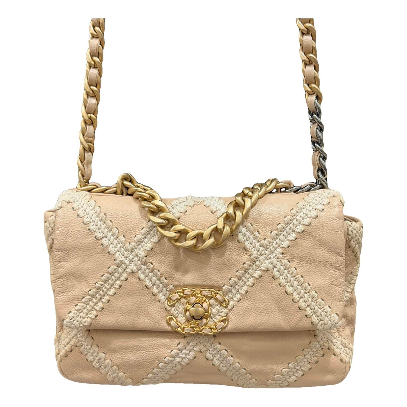 Chanel 19 leather handbag