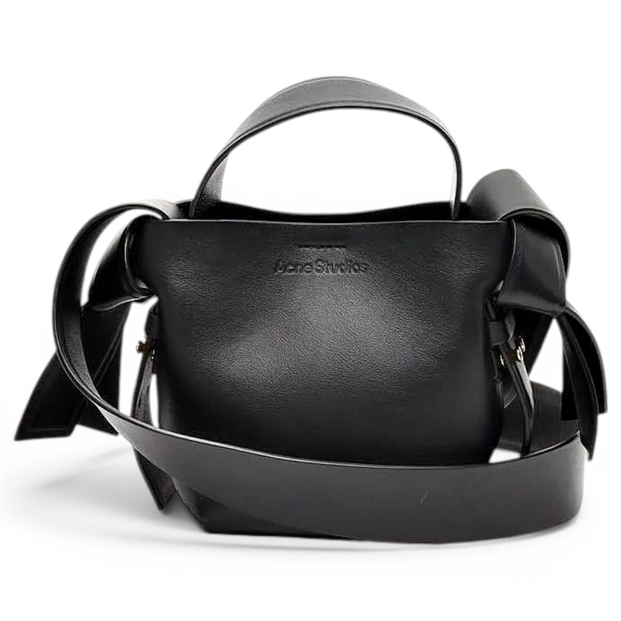 Musubi leather handbag