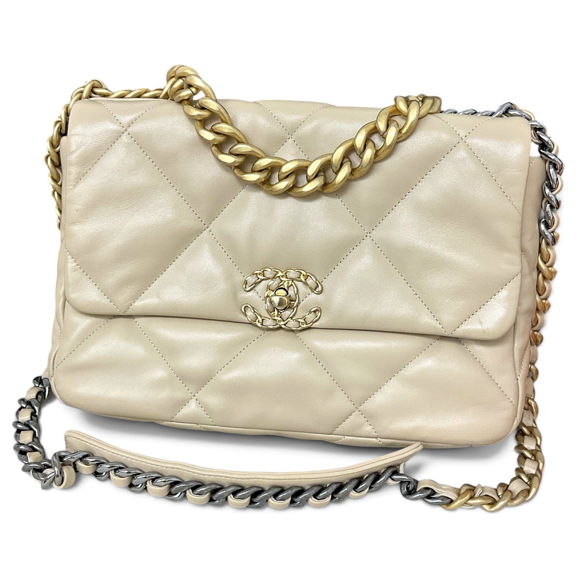 Chanel 19 leather handbag