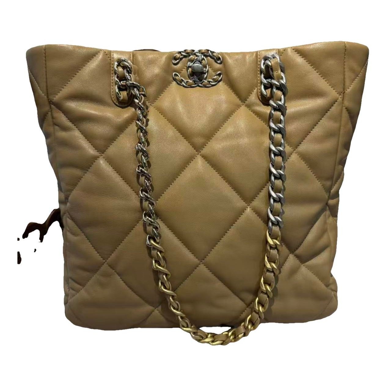 Chanel 19 leather handbag