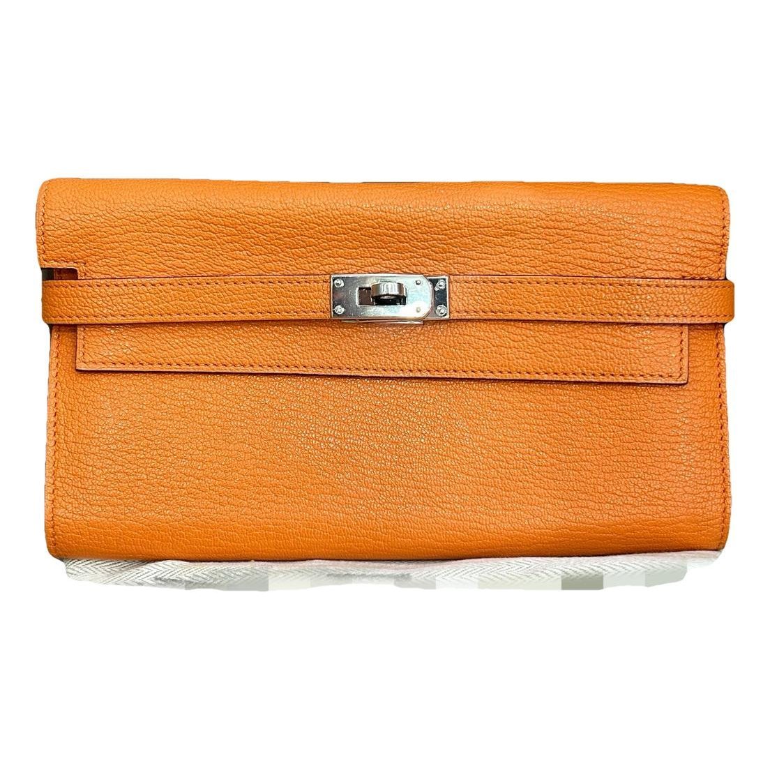 Kelly to go leather clutch bag