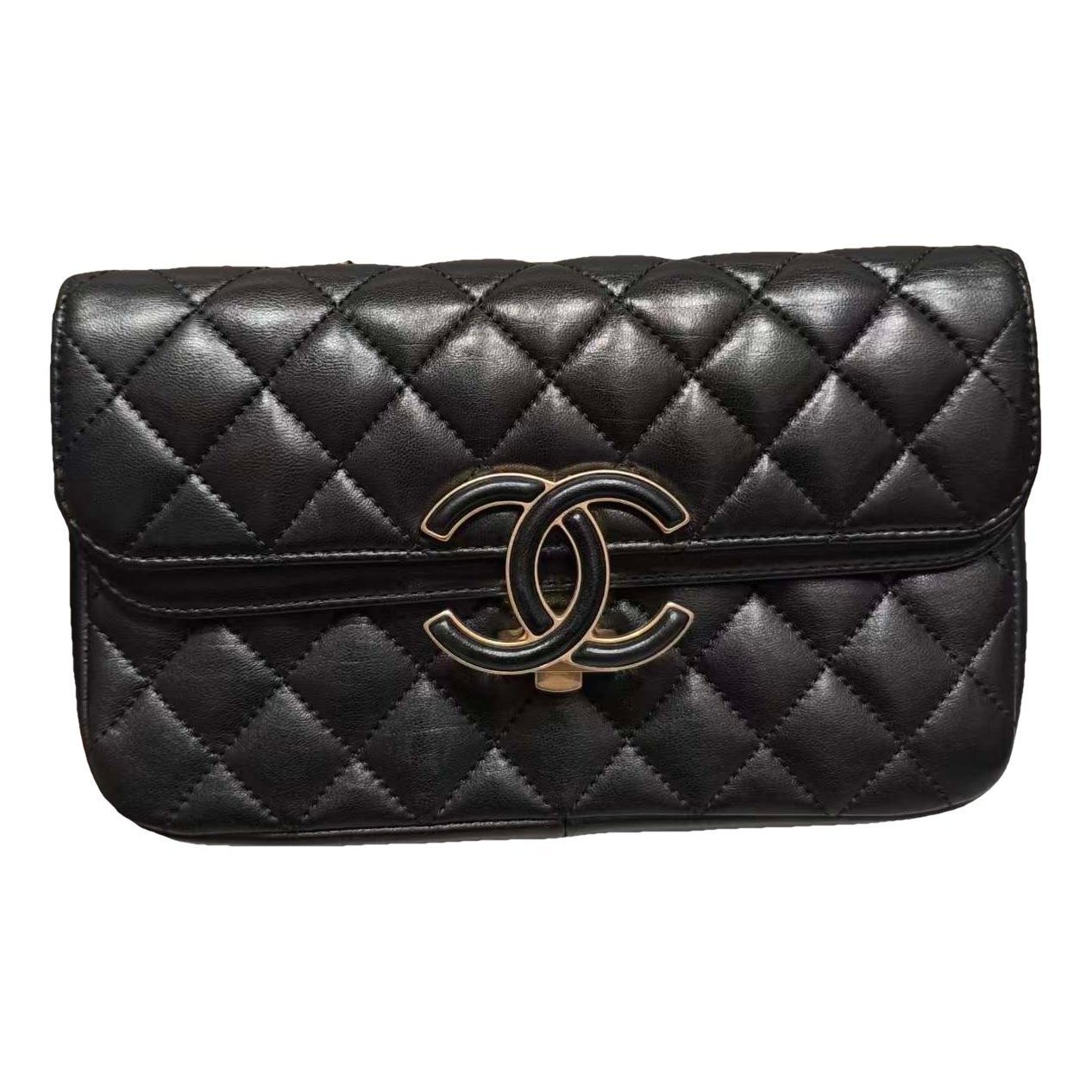 Timeless/Classique leather crossbody bag