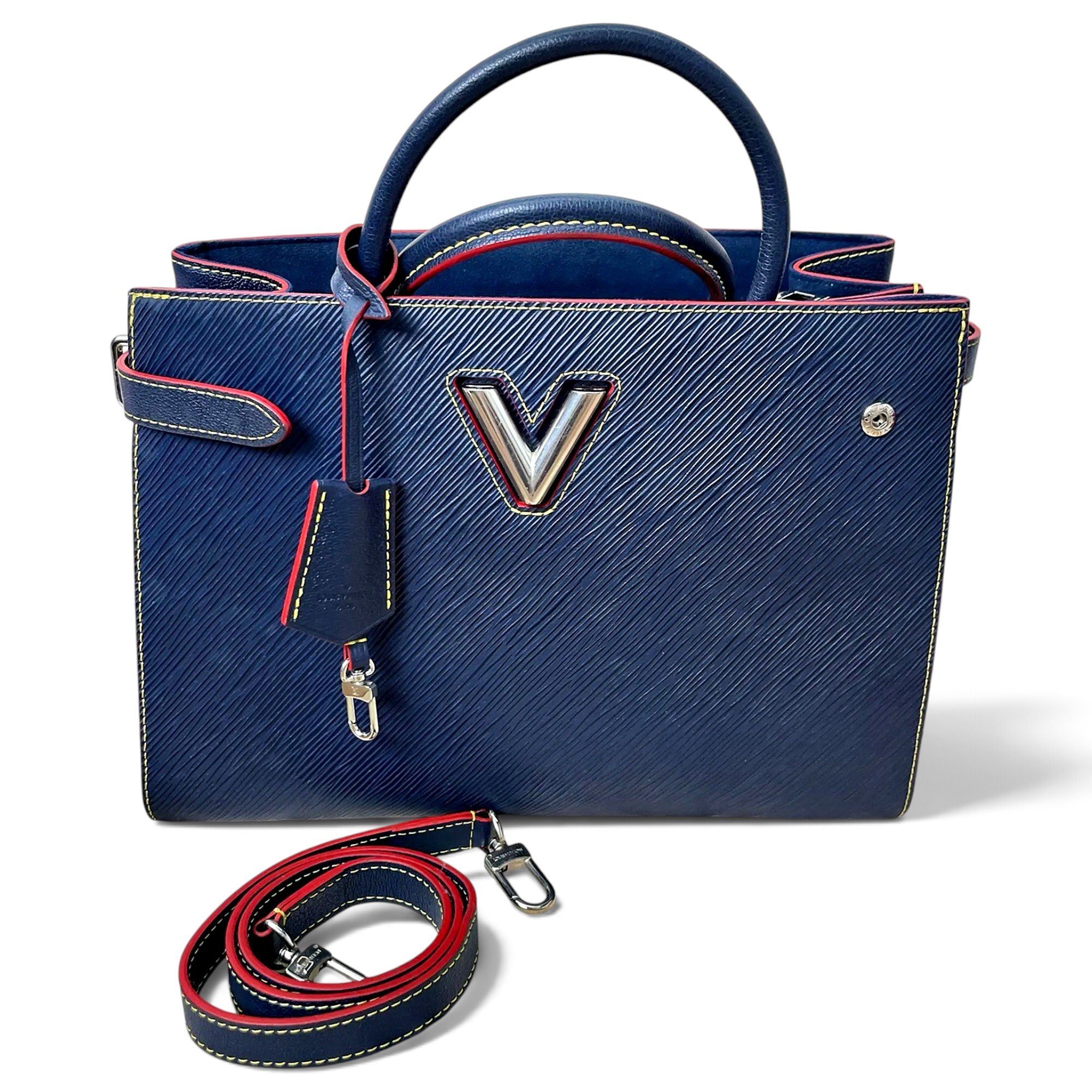 Twist leather tote