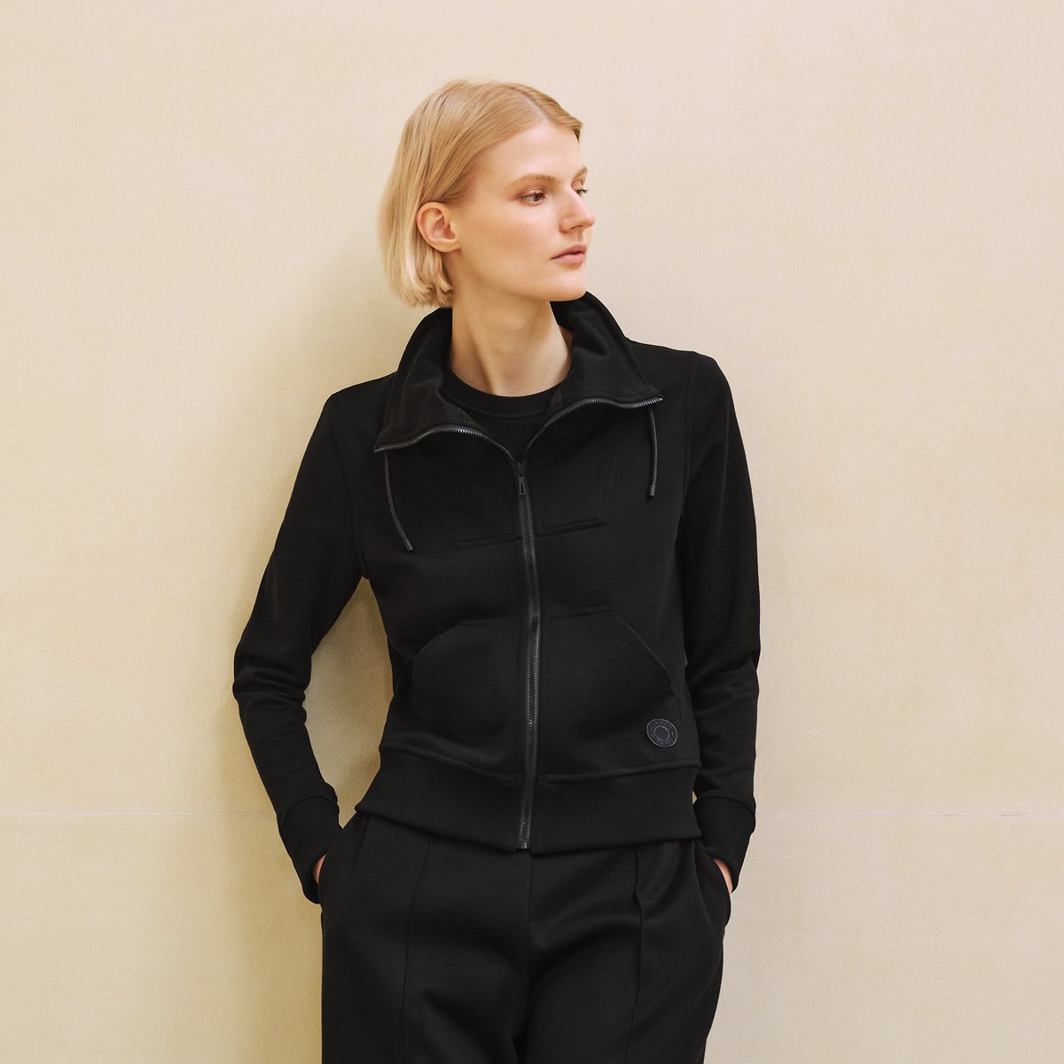 Zipped jacket