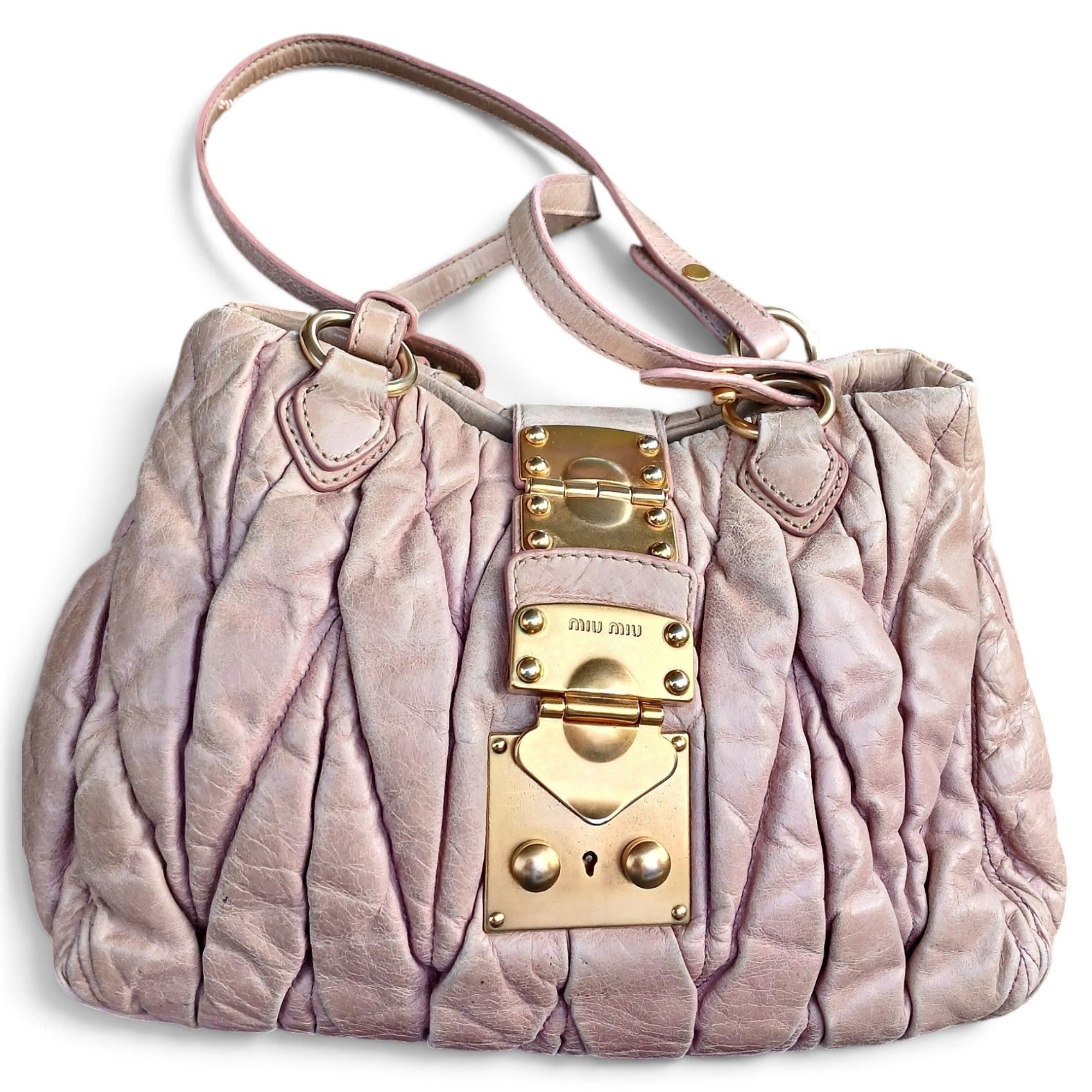 Matelassé leather handbag