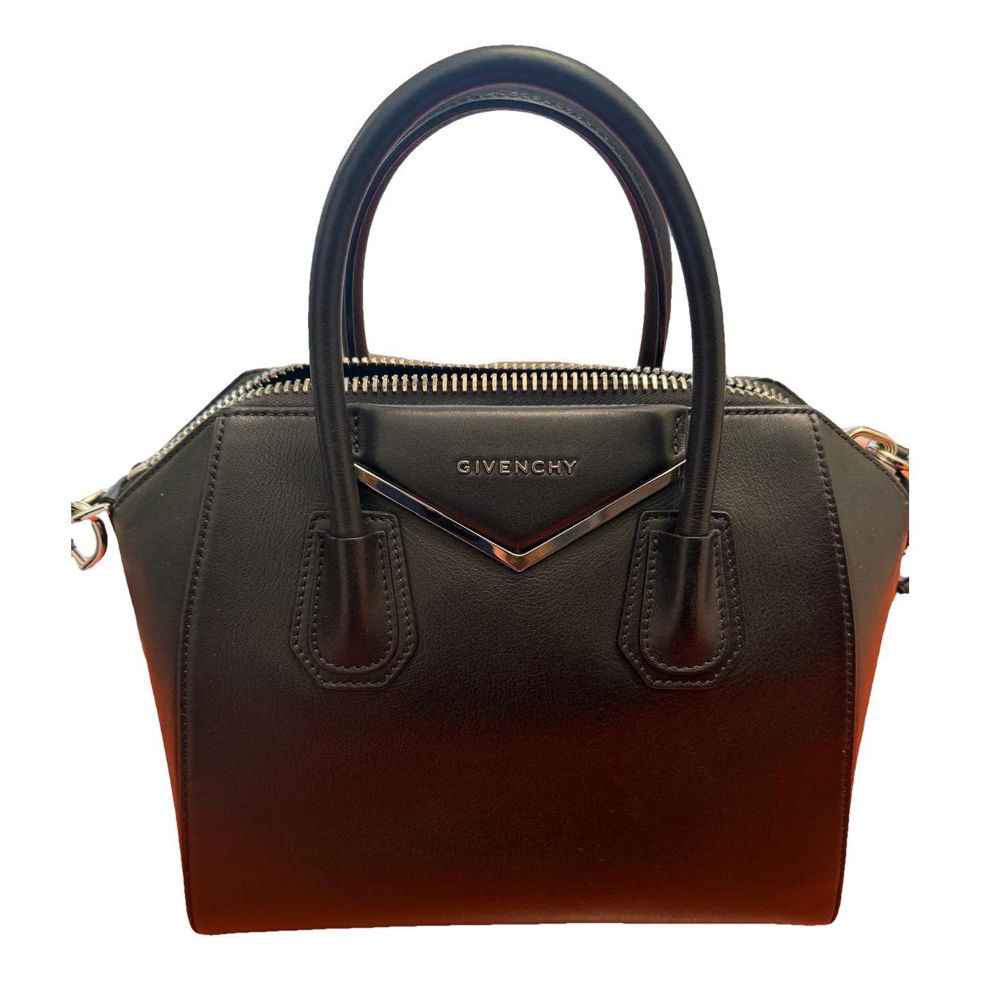 Givenchy Antigona leather handbag