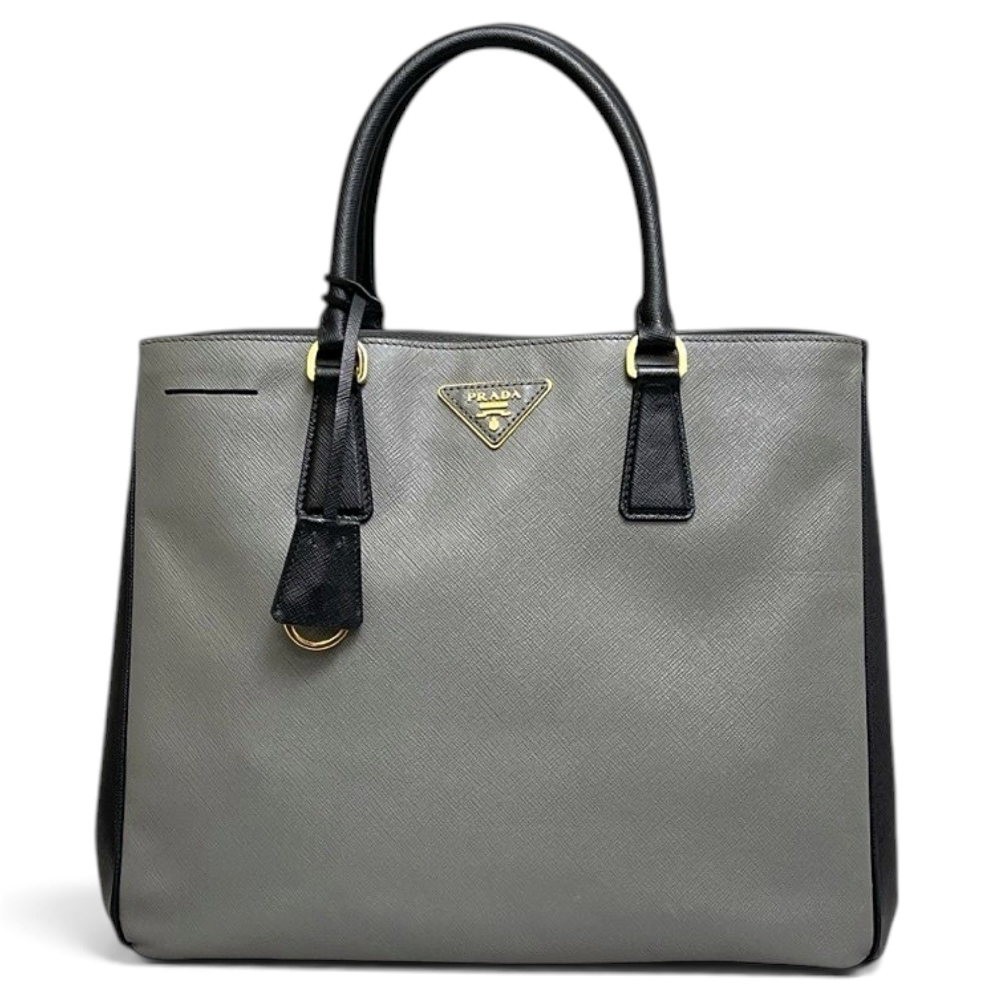 Monochrome leather tote