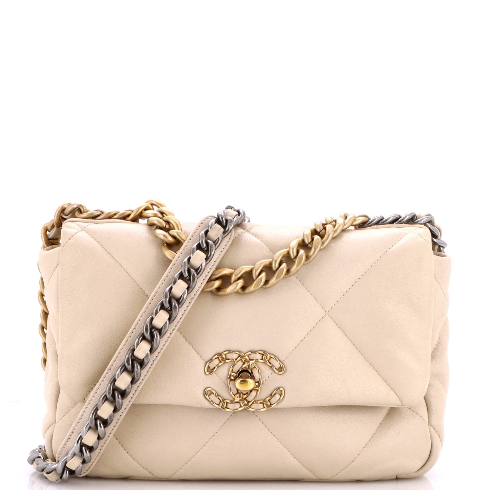19 Flap Bag Quilted Leather Medium