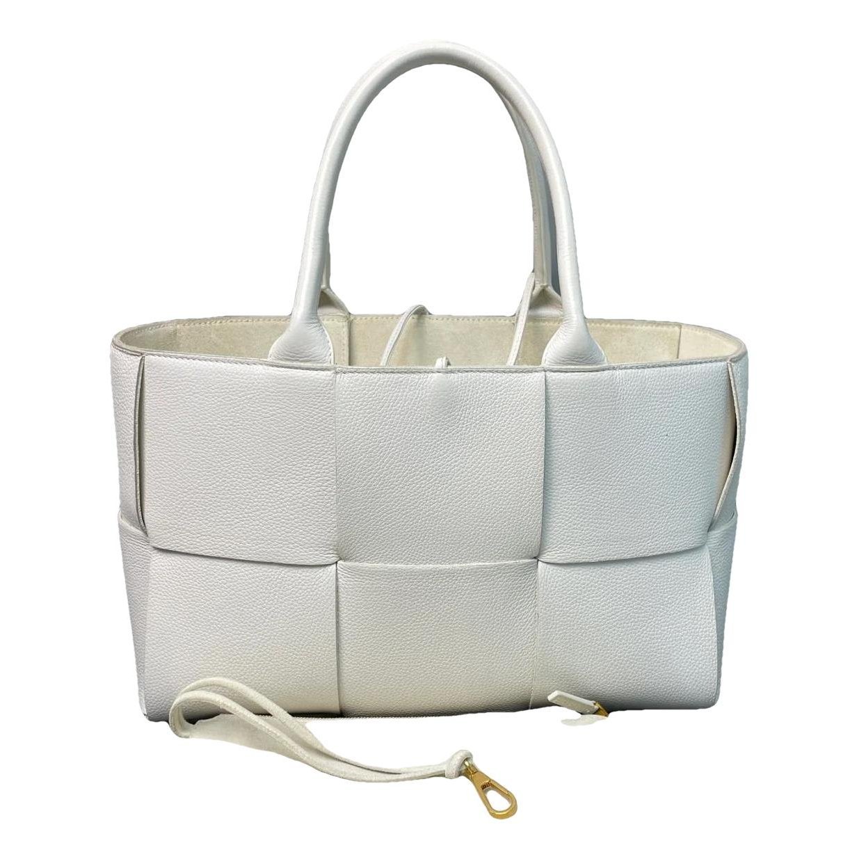 Leather tote