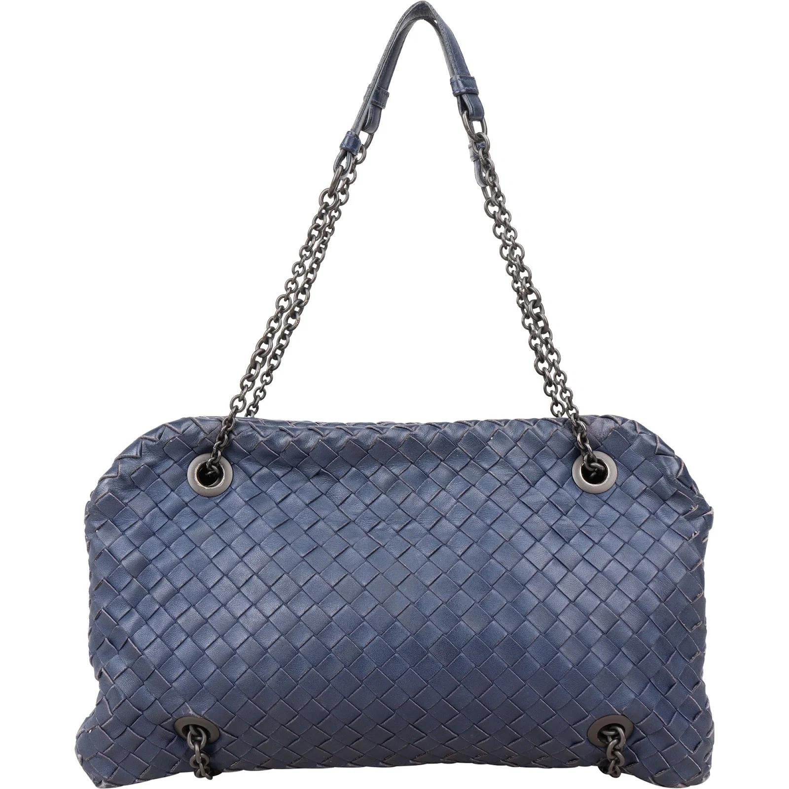 Veneta leather handbag