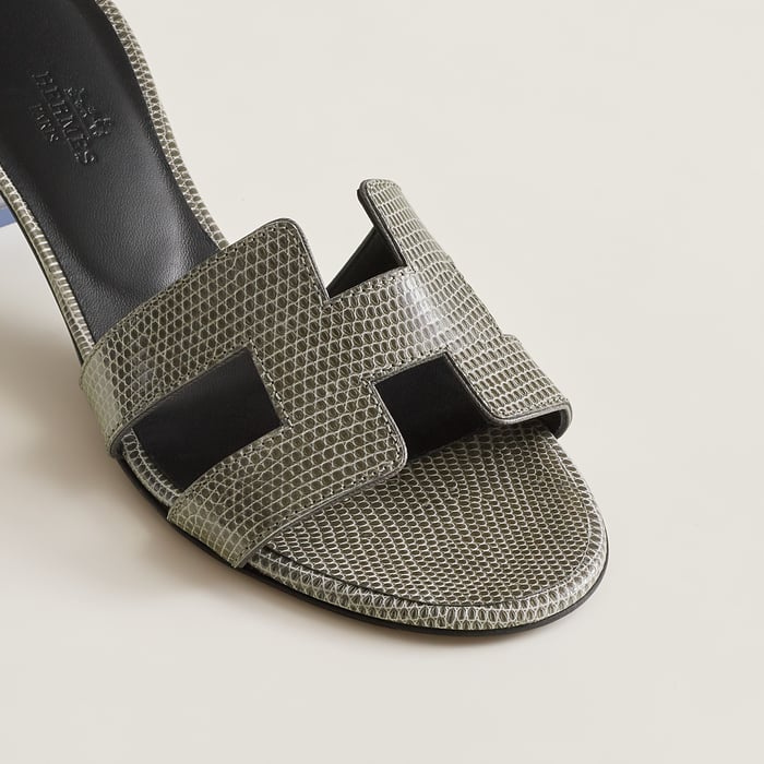 Gris Nuage Oasis Sandal