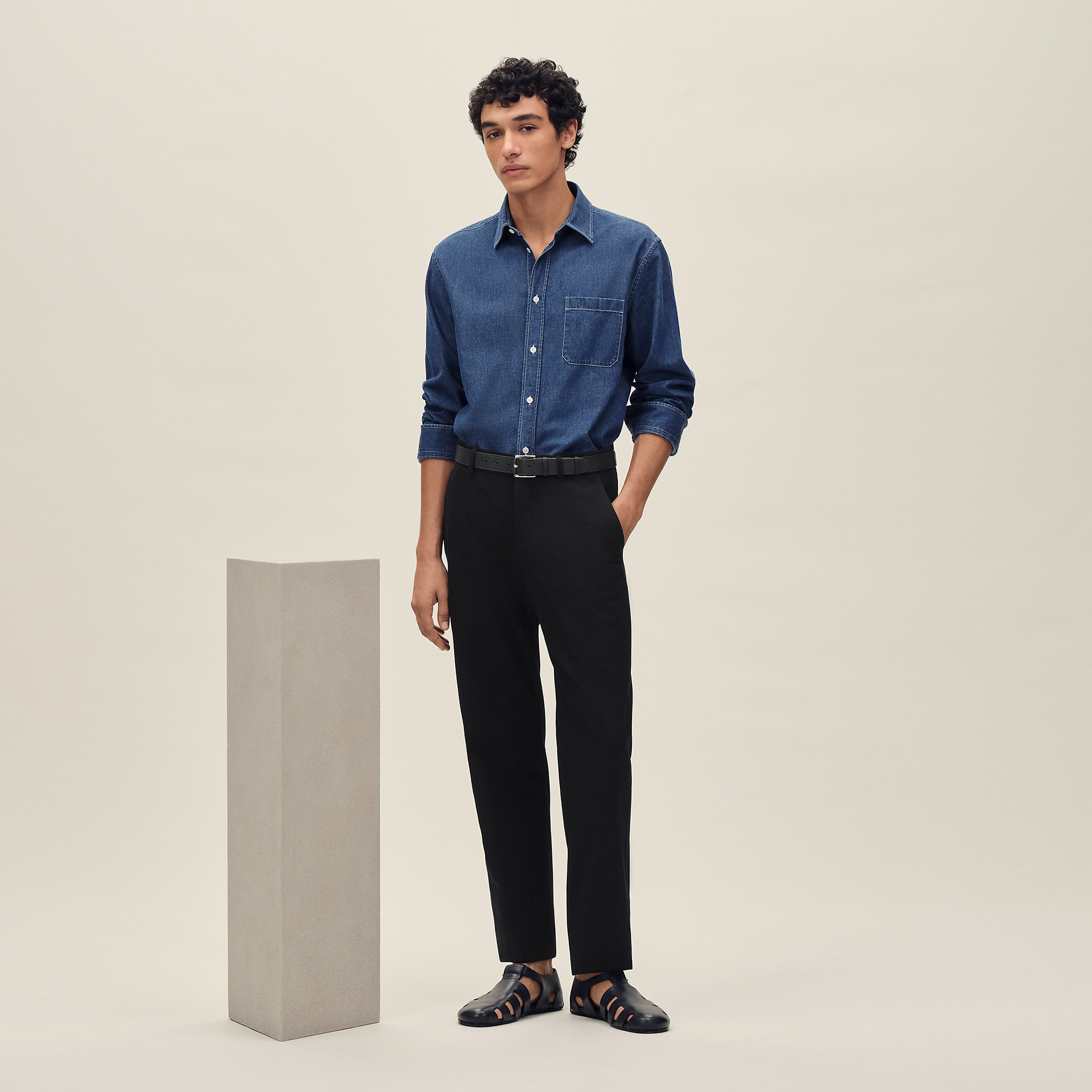 Straight cut shirt with Louis collar