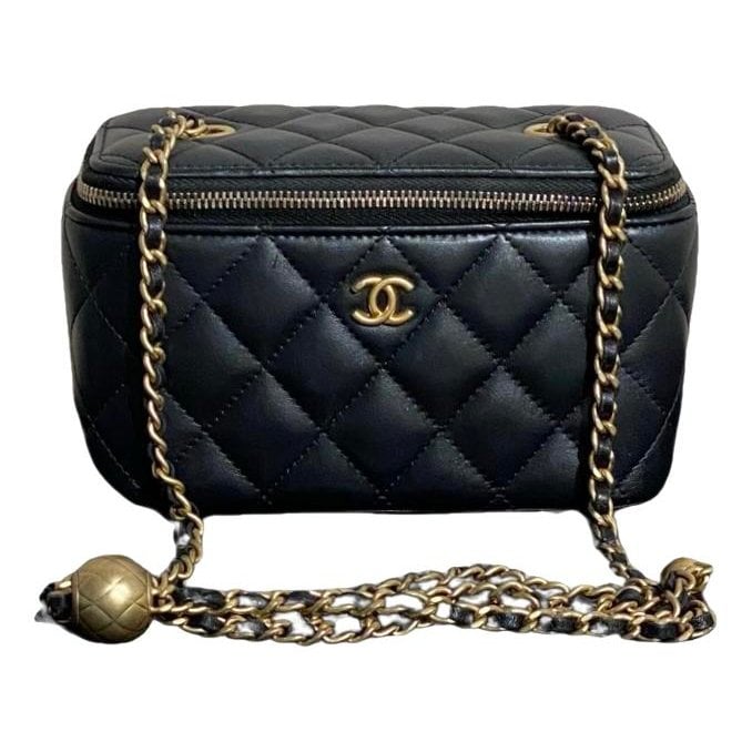 Trendy CC Vanity leather handbag