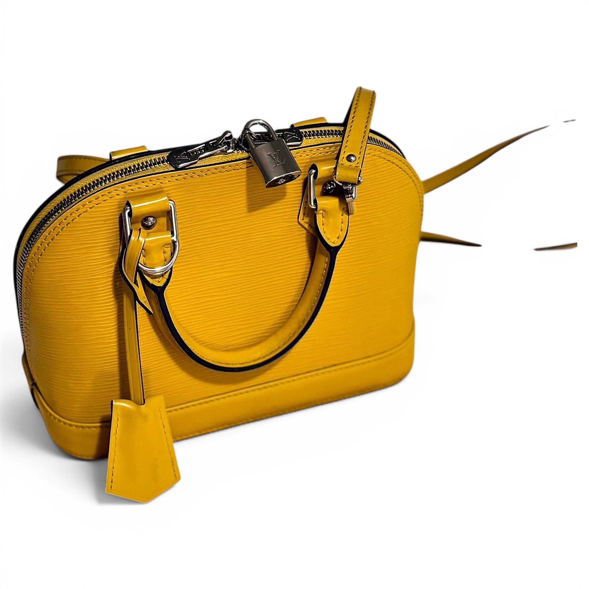 Alma BB leather handbag