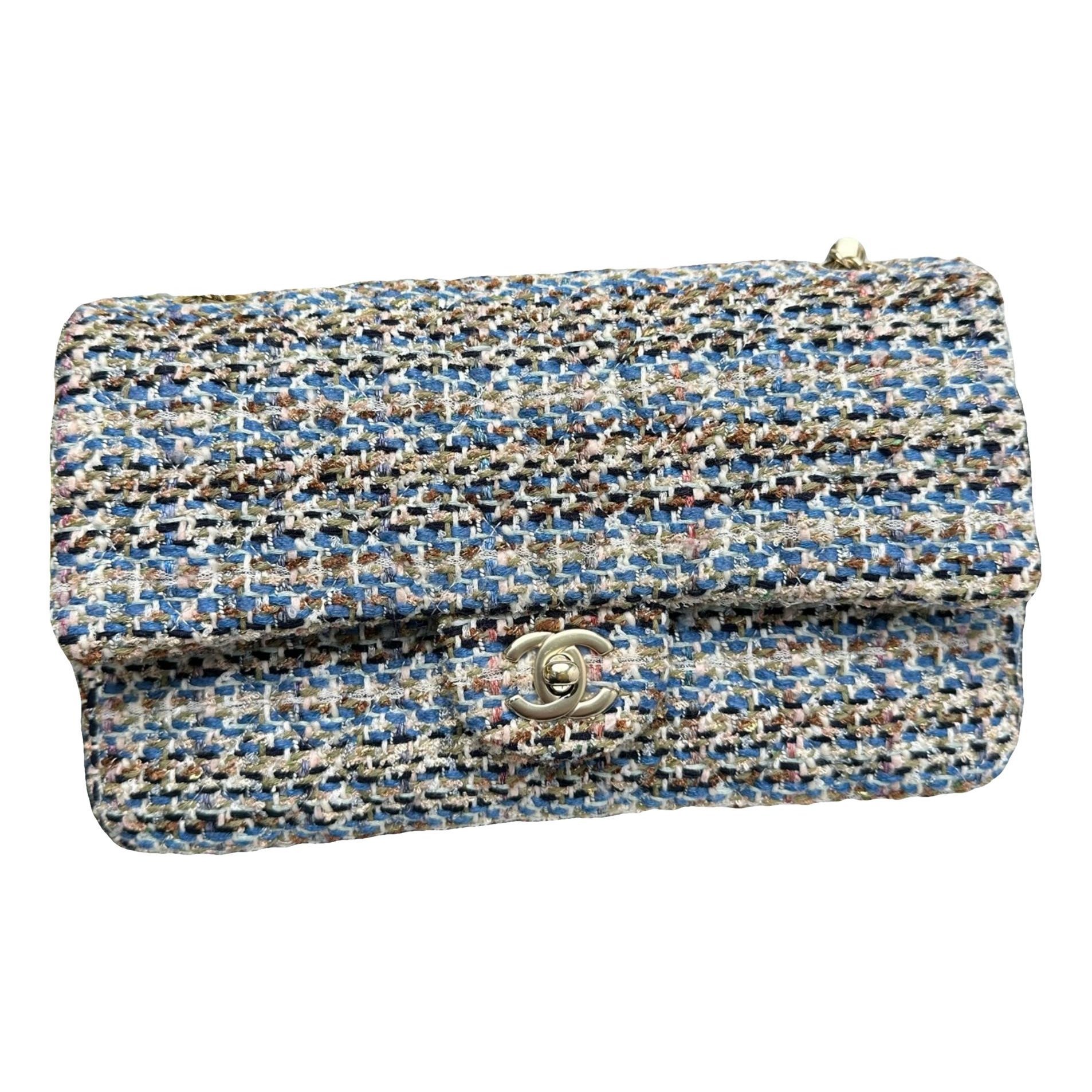 Timeless/Classique tweed crossbody bag