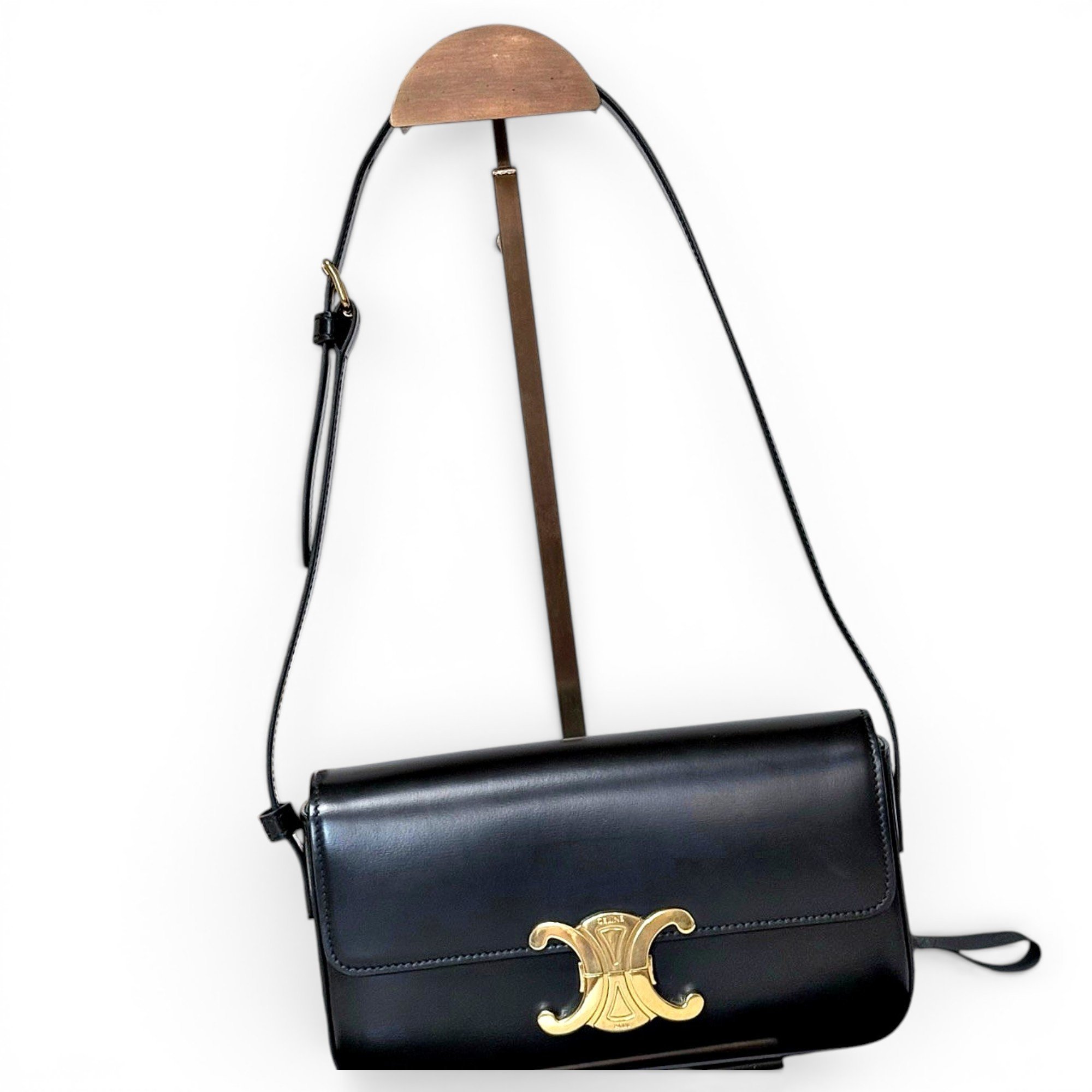 Triomphe Long leather handbag