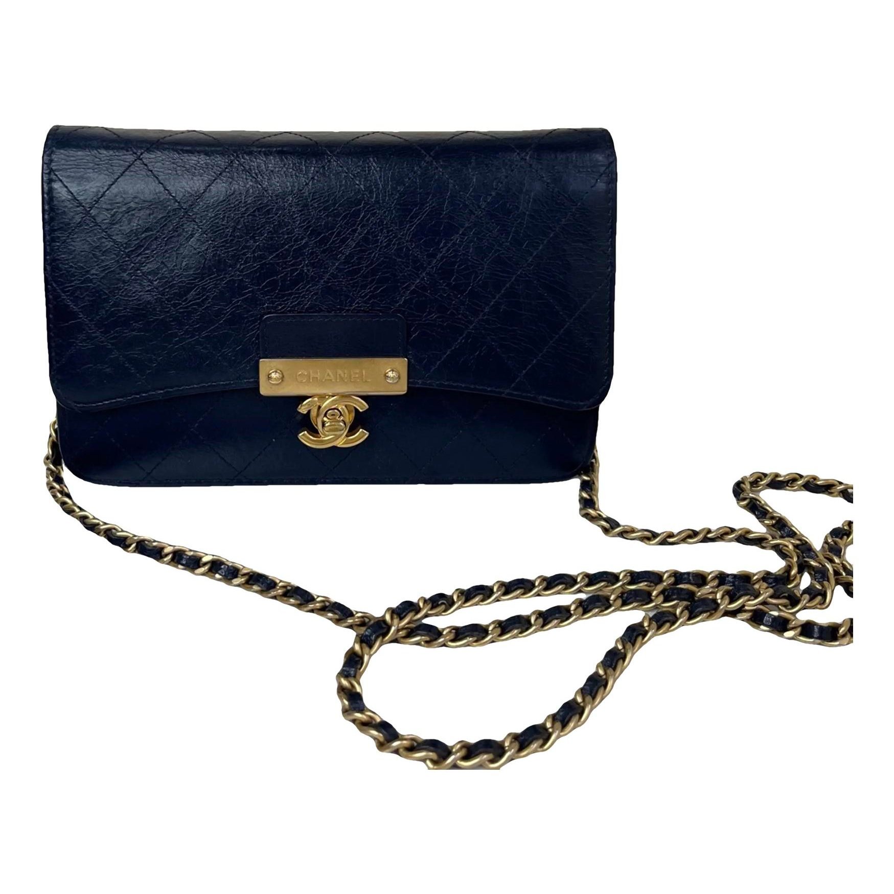 Leather crossbody bag