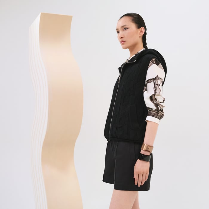 Noir "H" Quilted Sleeveless Jacket