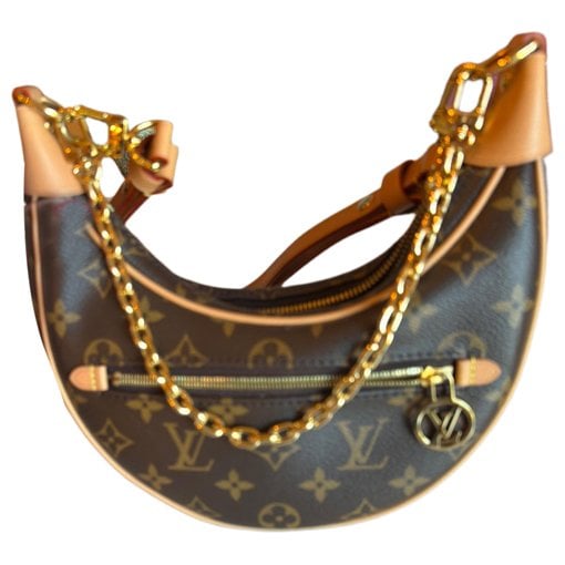 Loop leather handbag