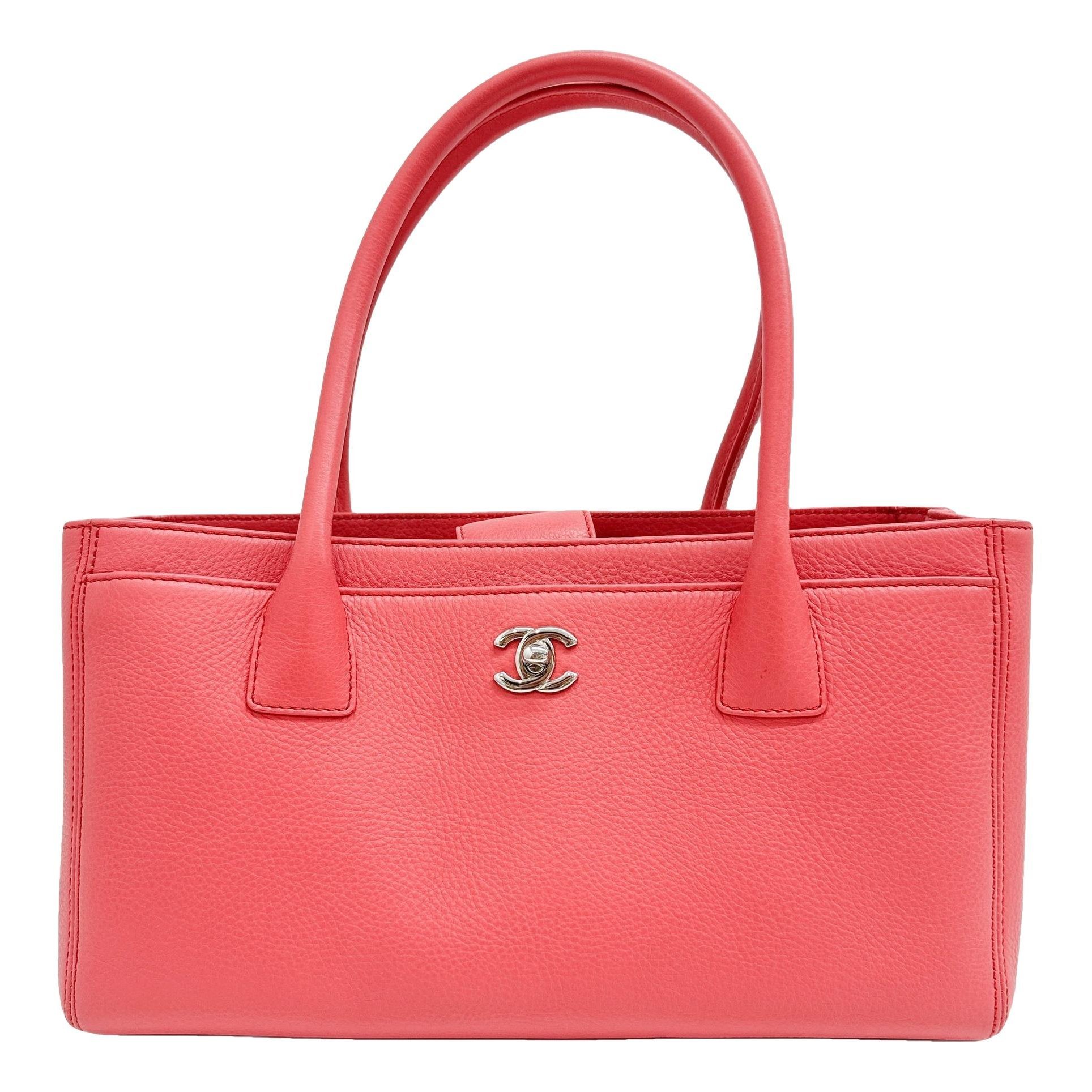 Executive leather tote