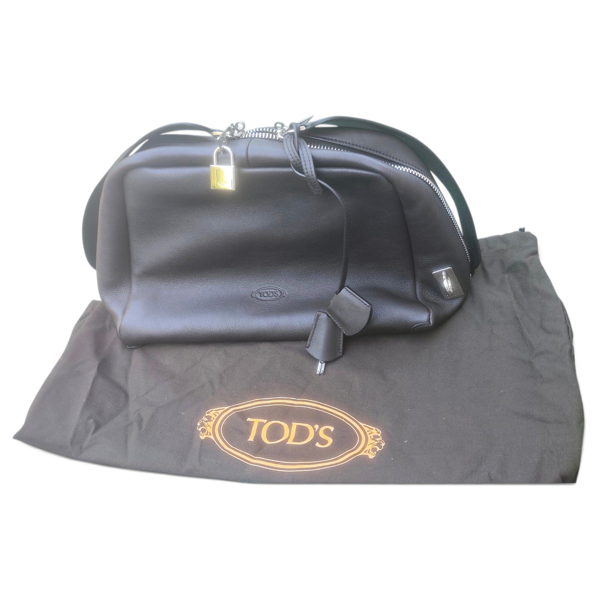 Leather clutch bag