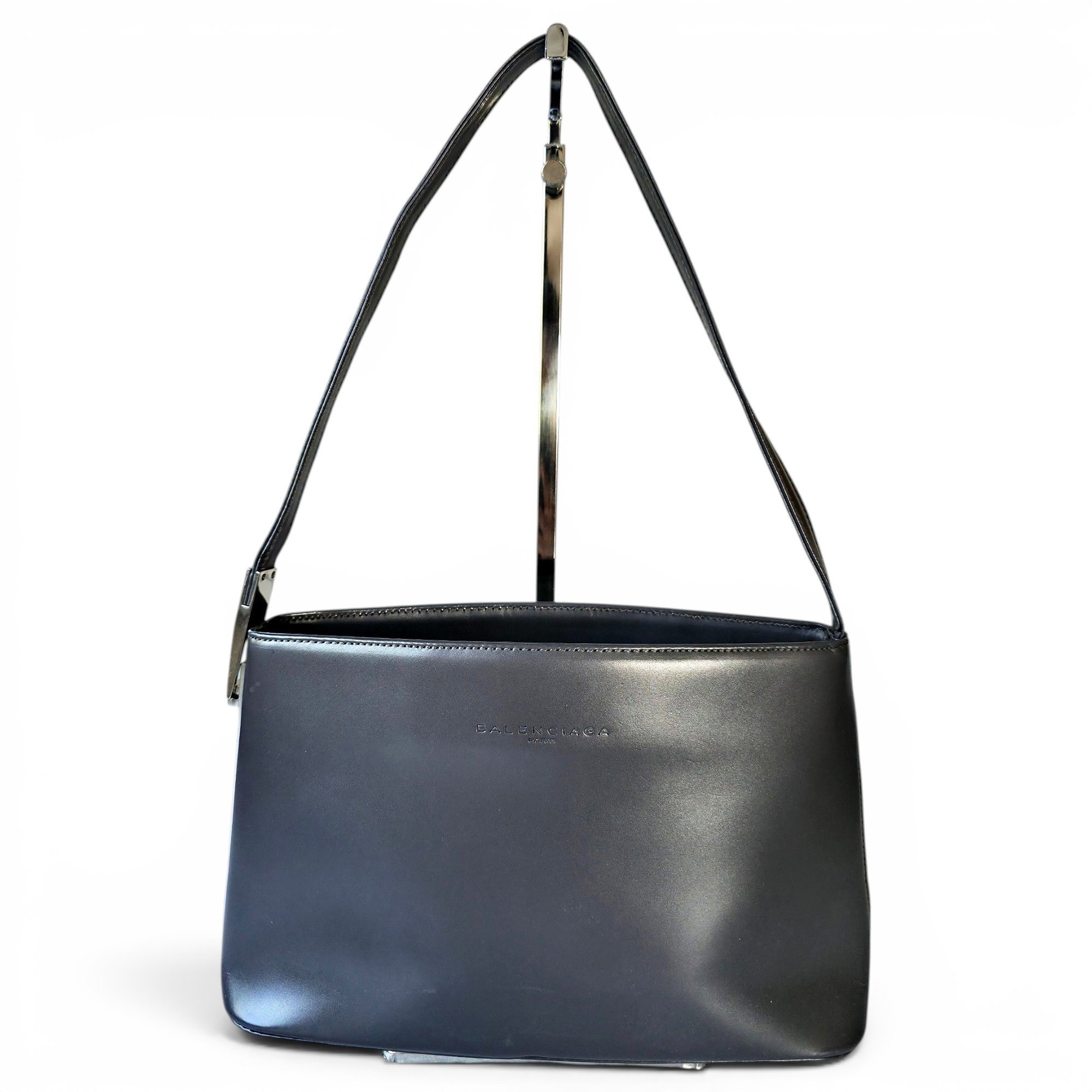 XX Hobo leather handbag
