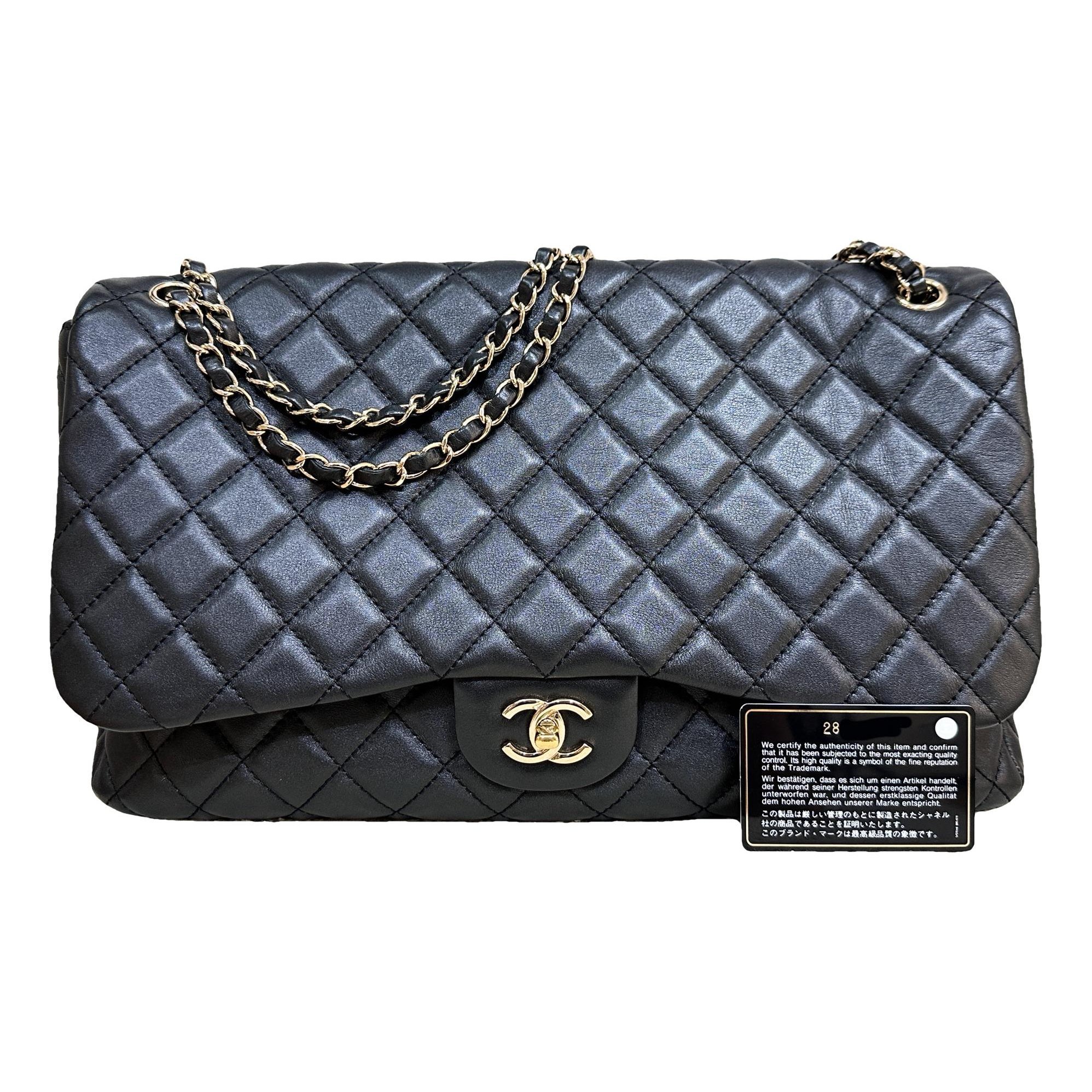 Timeless/Classique leather handbag