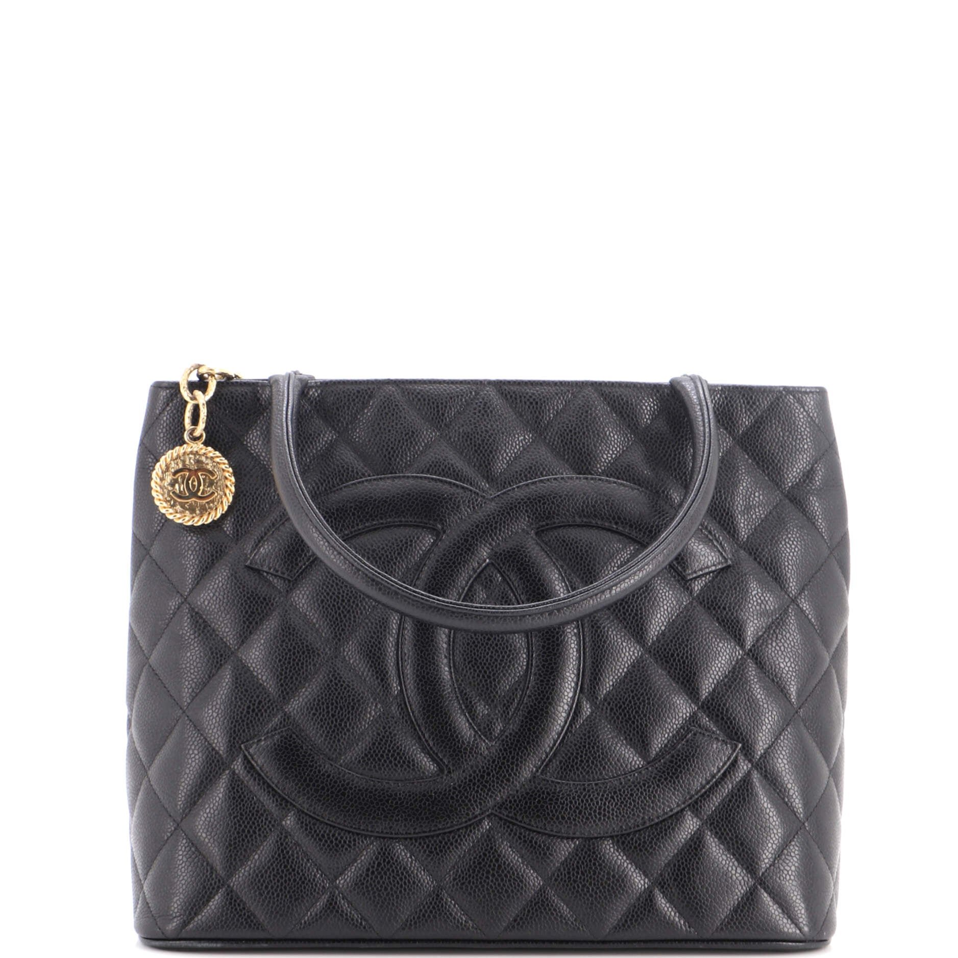 Medallion Tote Quilted Caviar