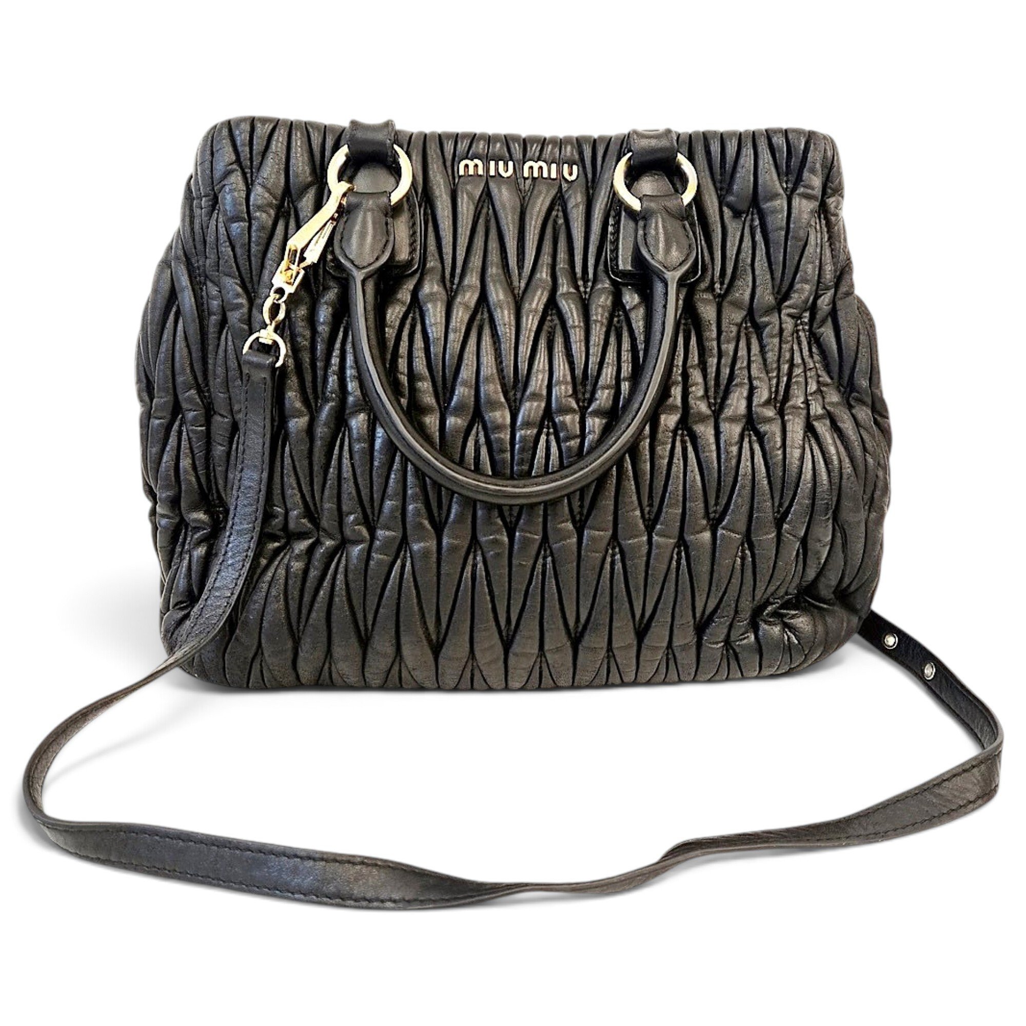 Matelassé leather handbag