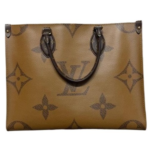 Onthego leather handbag