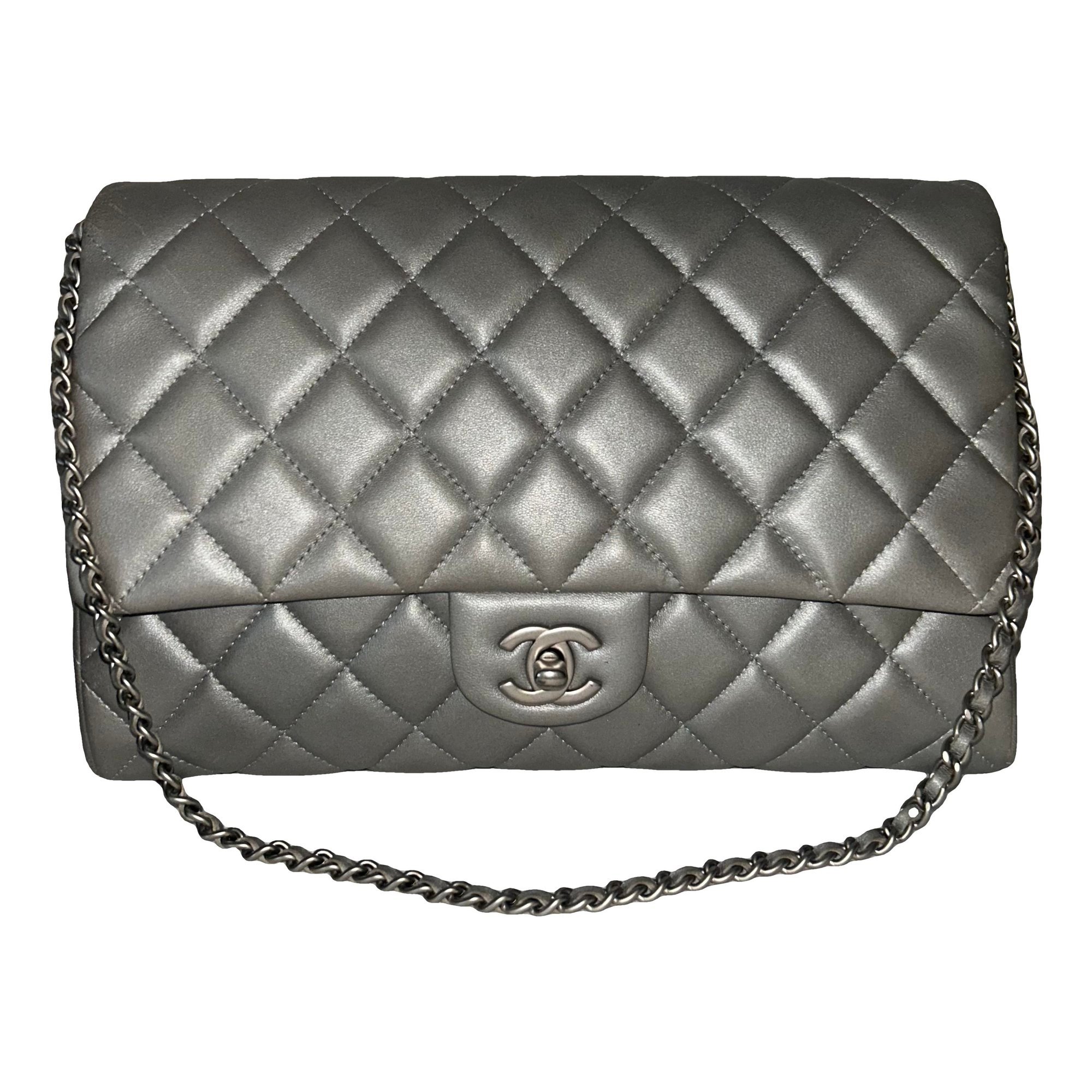 Timeless/Classique leather handbag