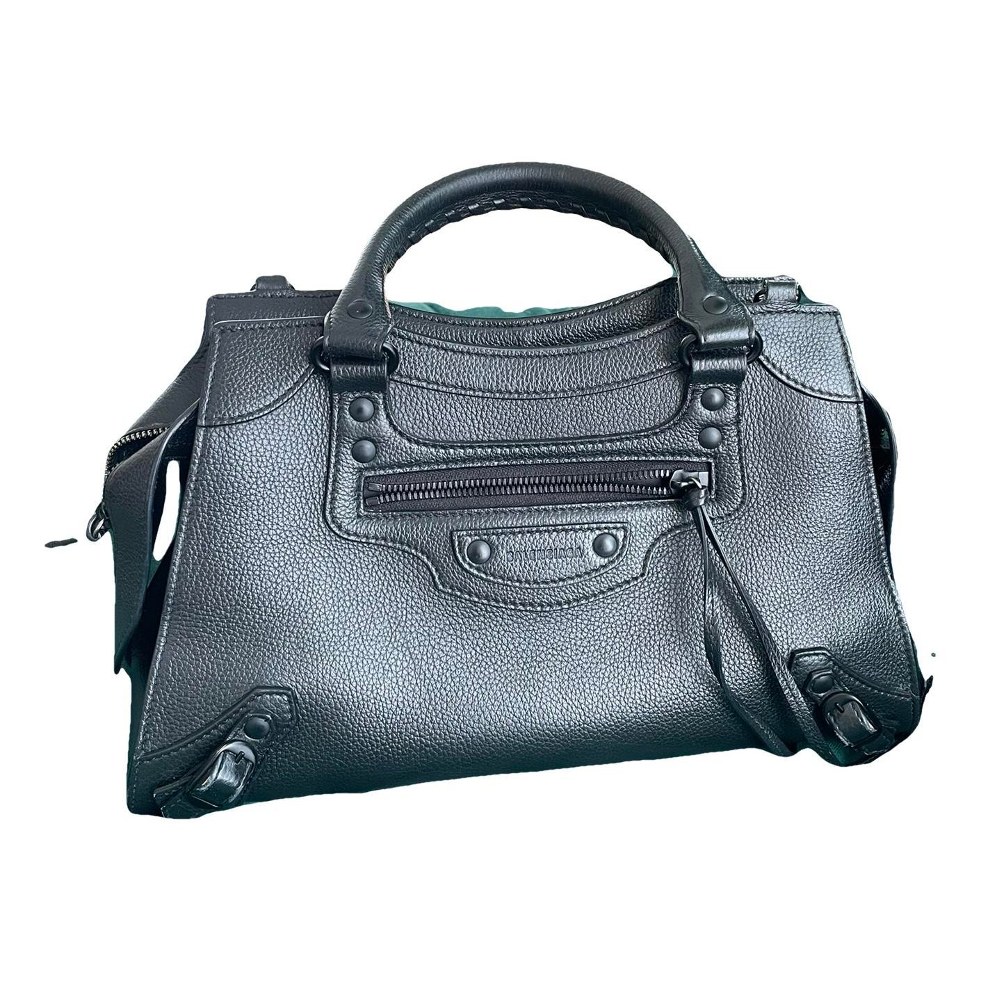 Neo Classic leather crossbody bag