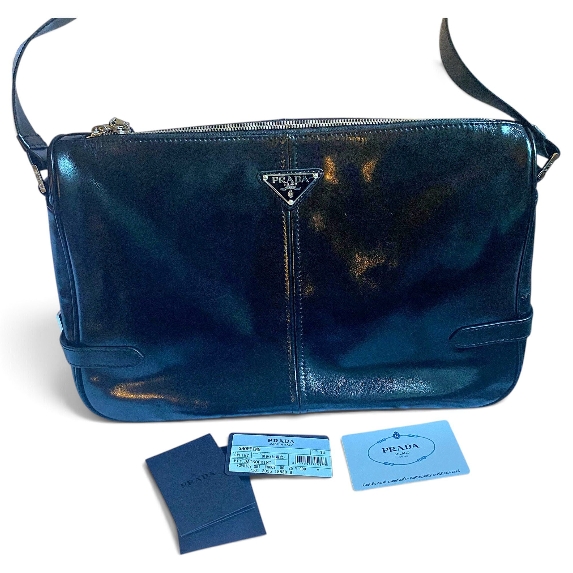 Light Frame leather handbag