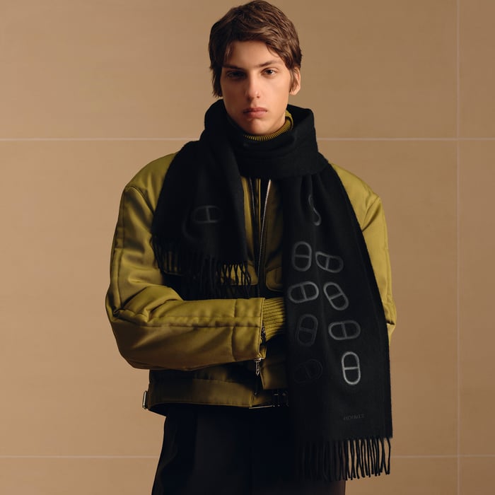 Noir Jete De Maillons Muffler